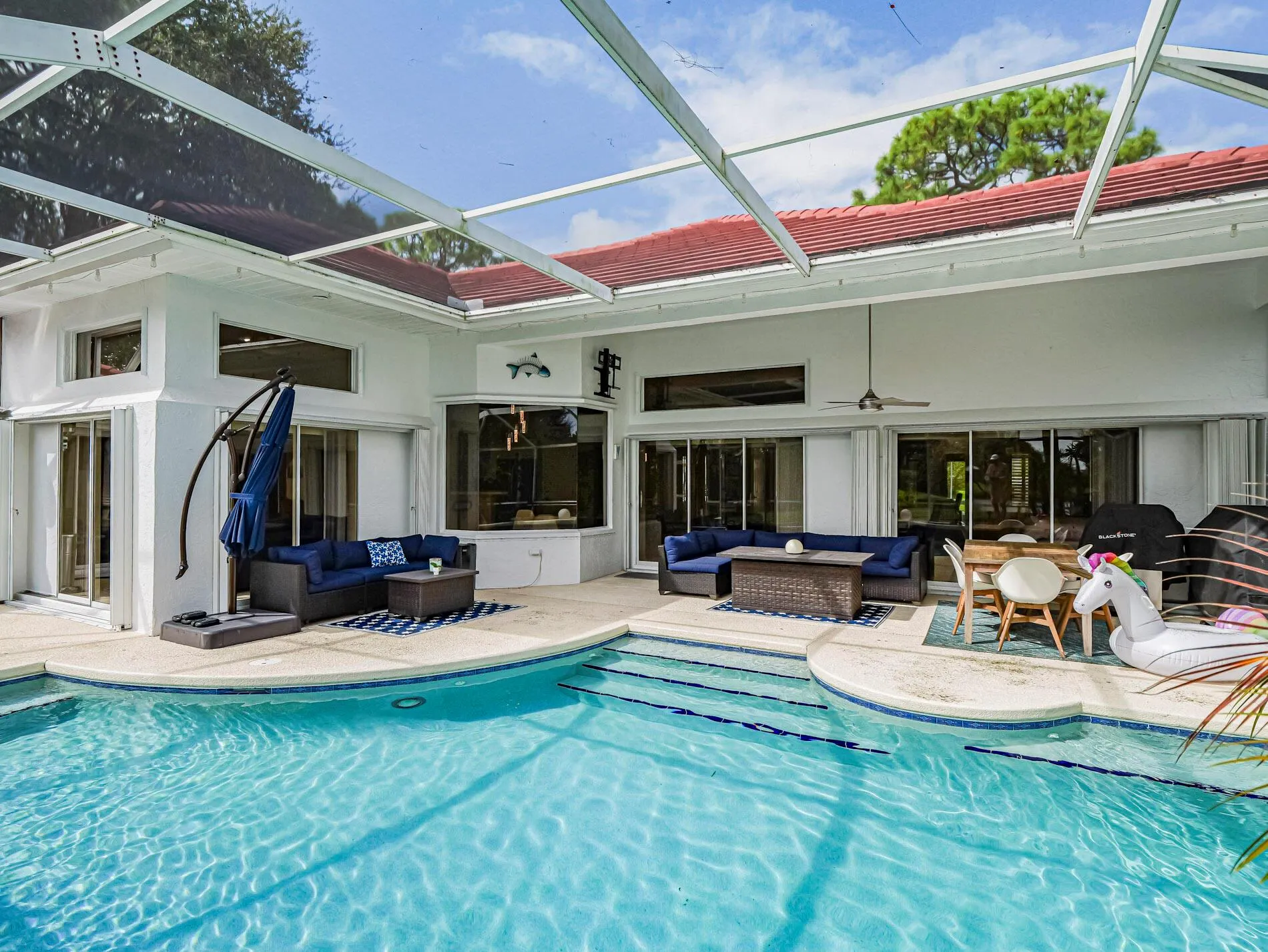 1137 SW Lighthouse Drive