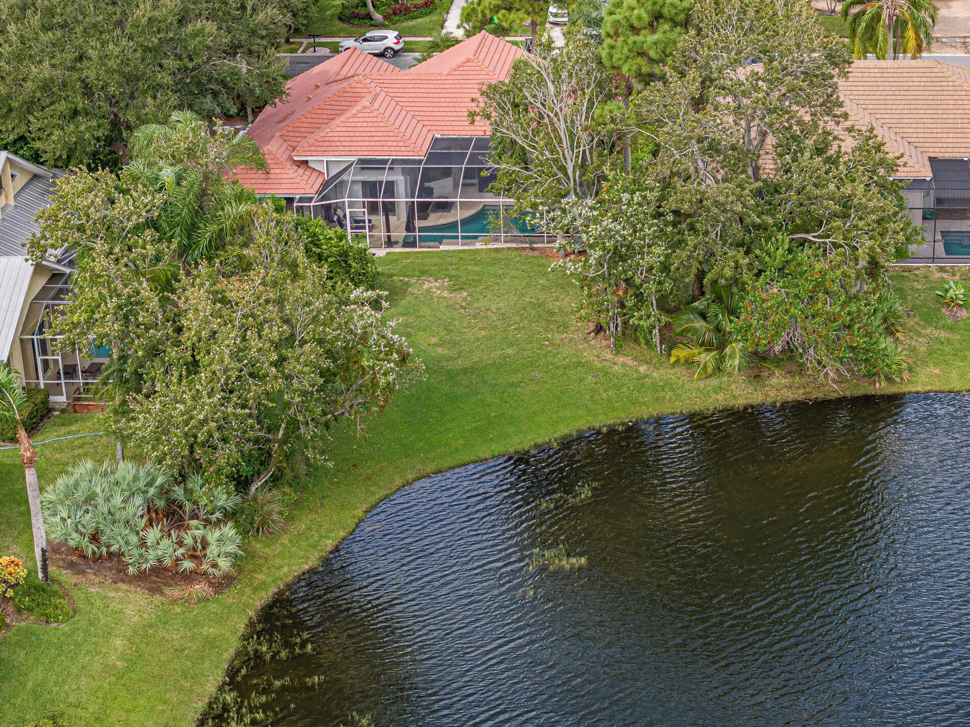 1137 SW Lighthouse Drive