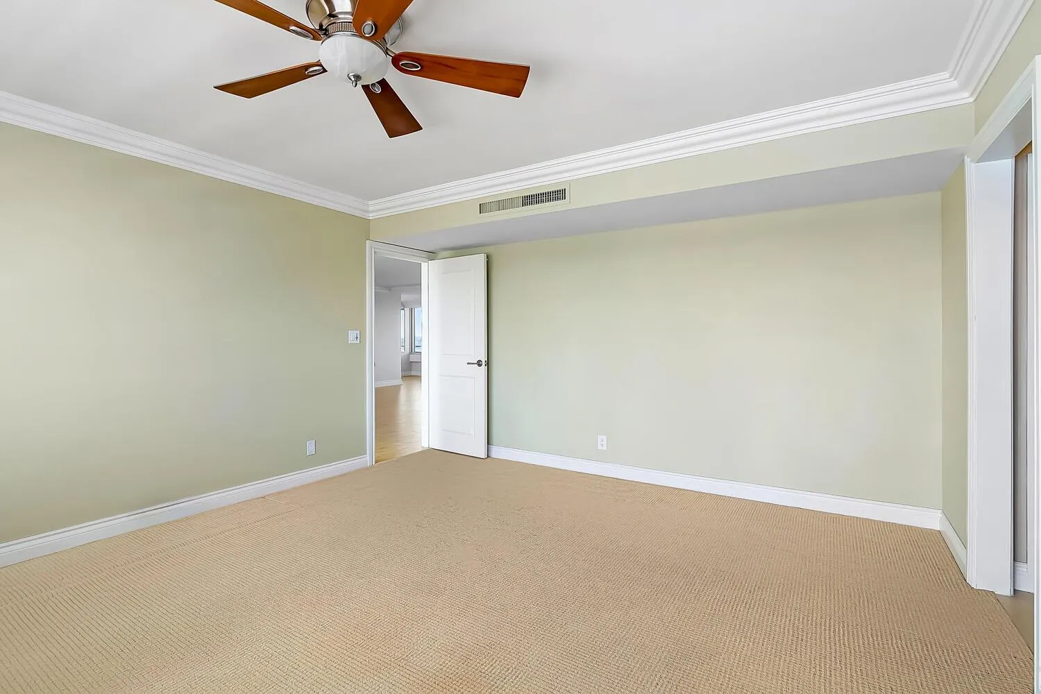 215 N Birch Road, #5b