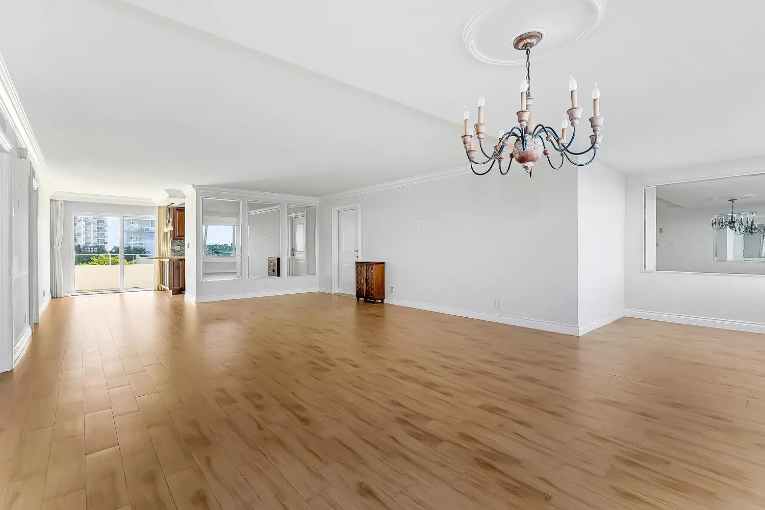 215 N Birch Road, #5b