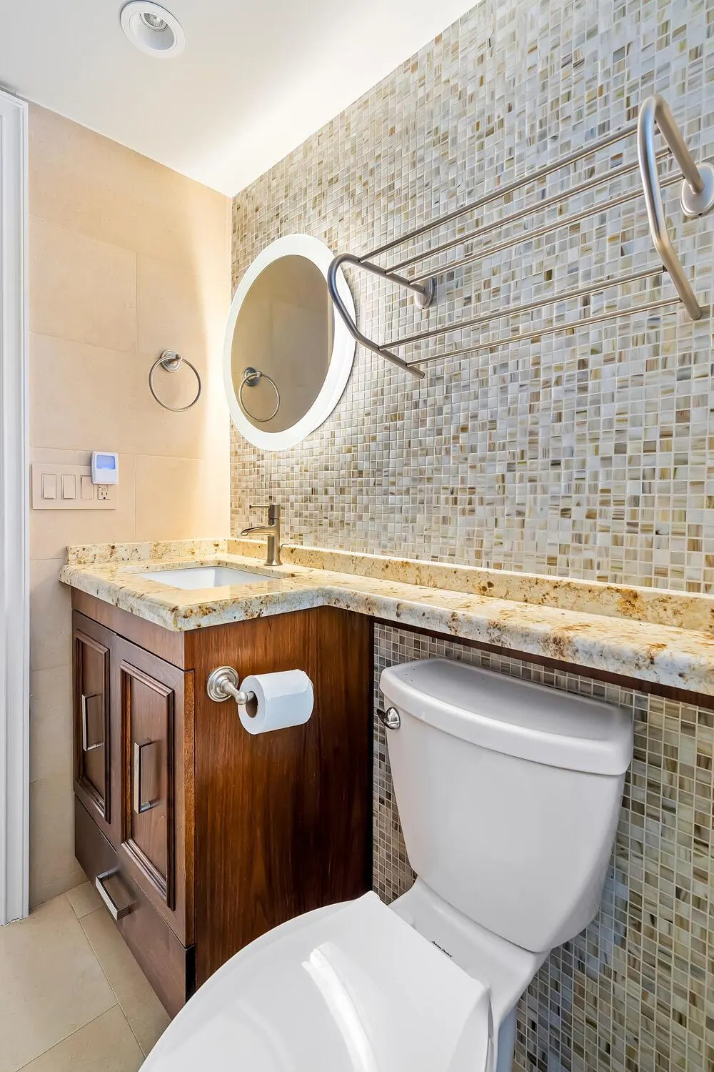 215 N Birch Road, #5b