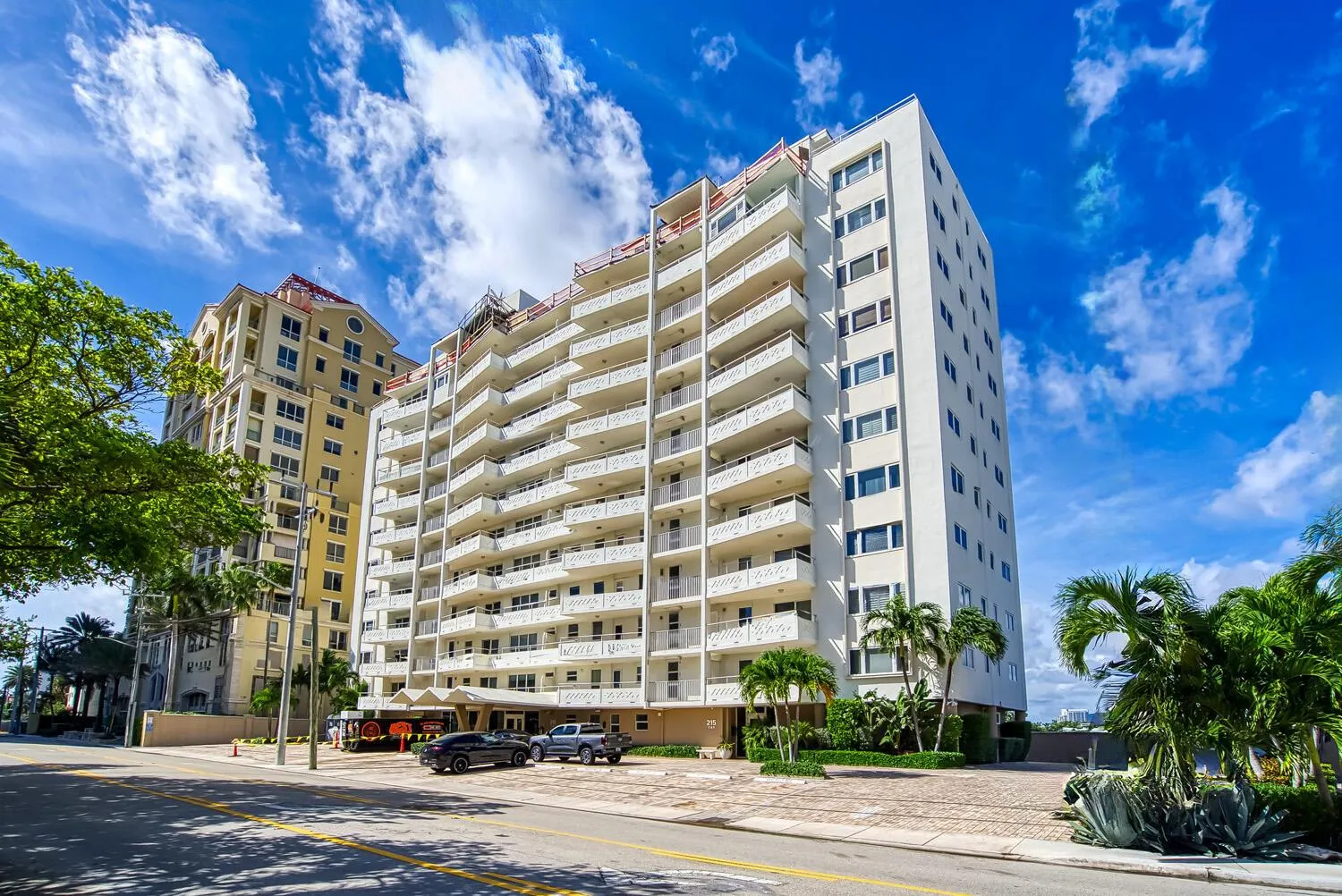 215 N Birch Road, #5b