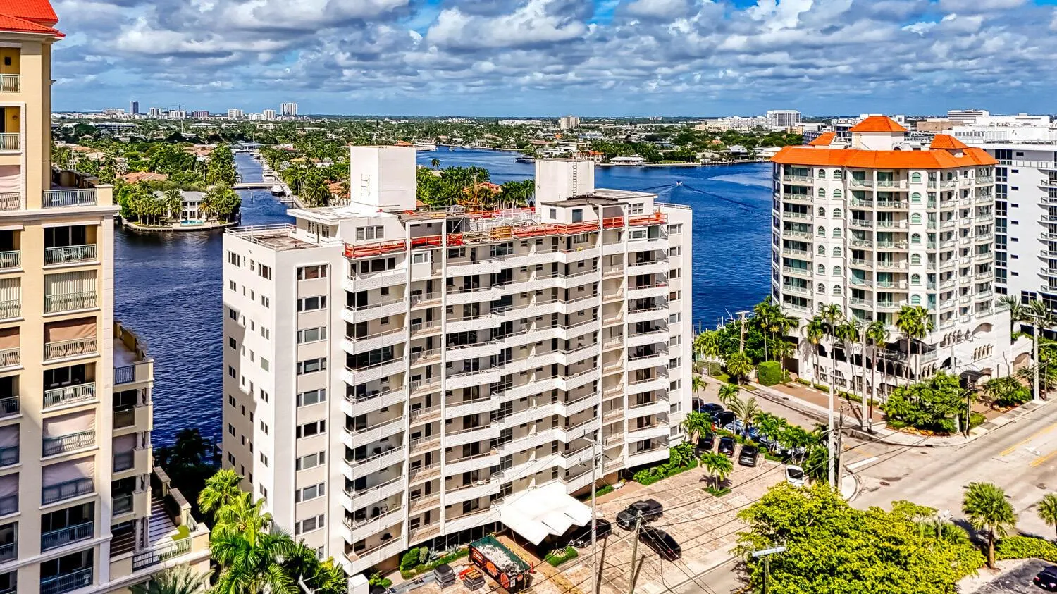 215 N Birch Road, #5b