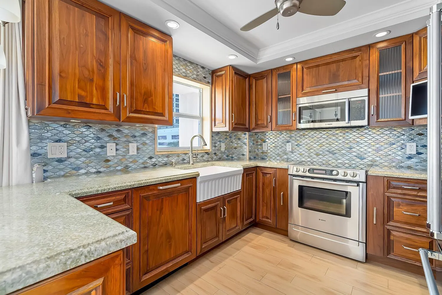 215 N Birch Road, #5b