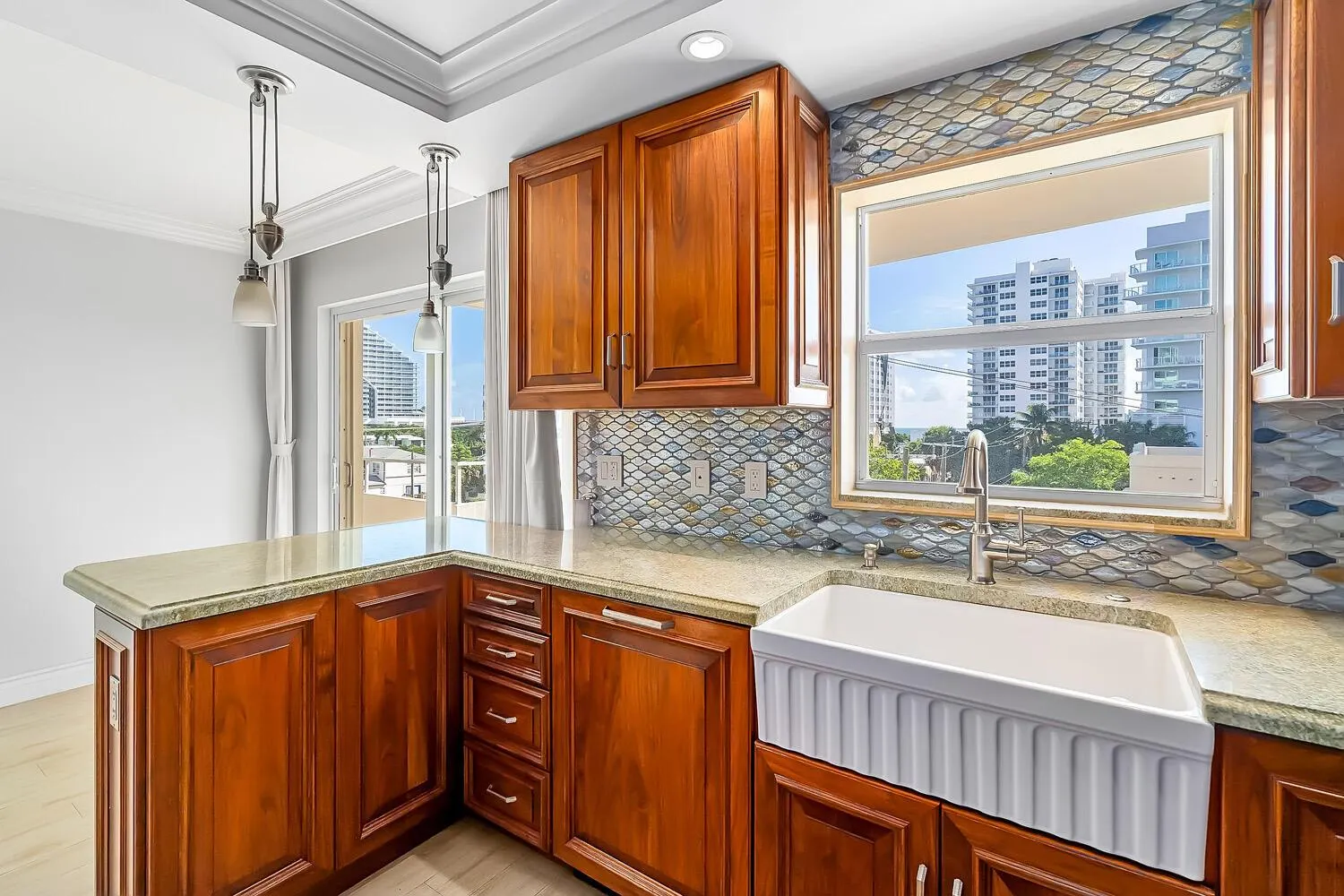 215 N Birch Road, #5b