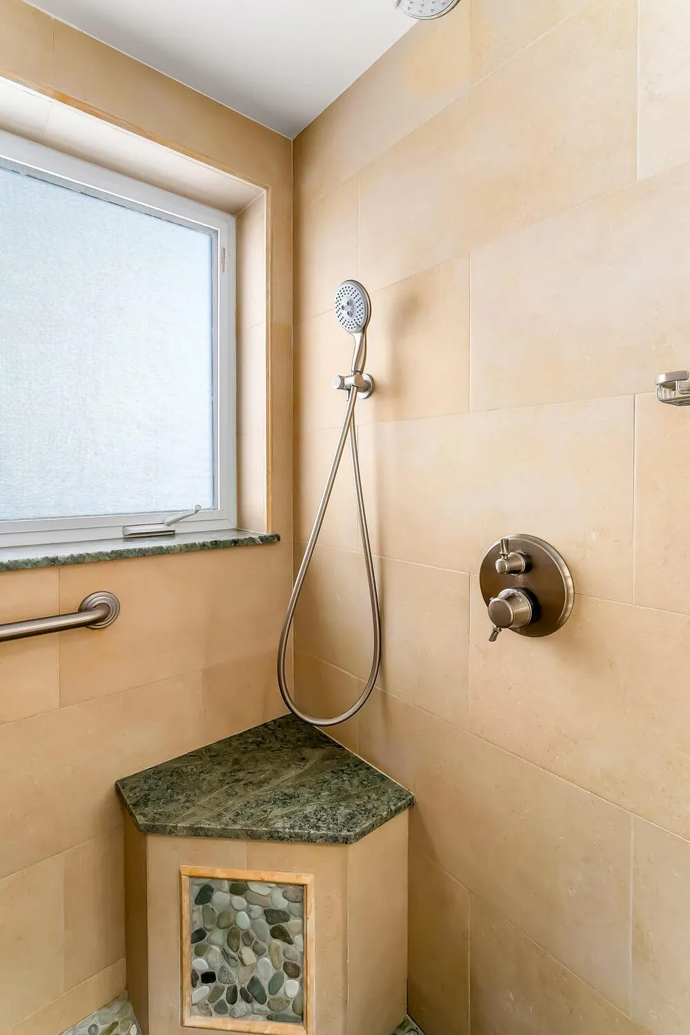 215 N Birch Road, #5b