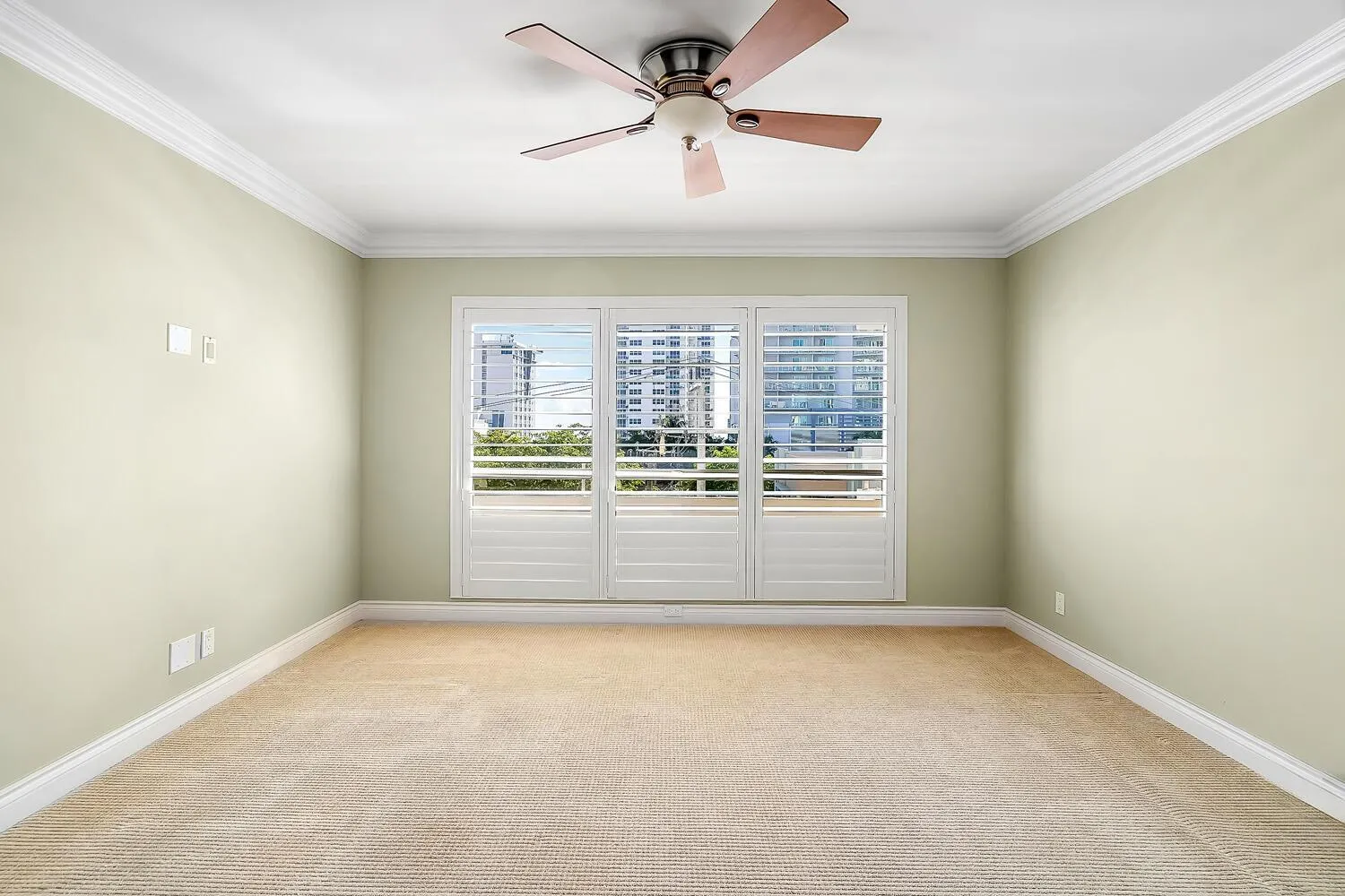 215 N Birch Road, #5b