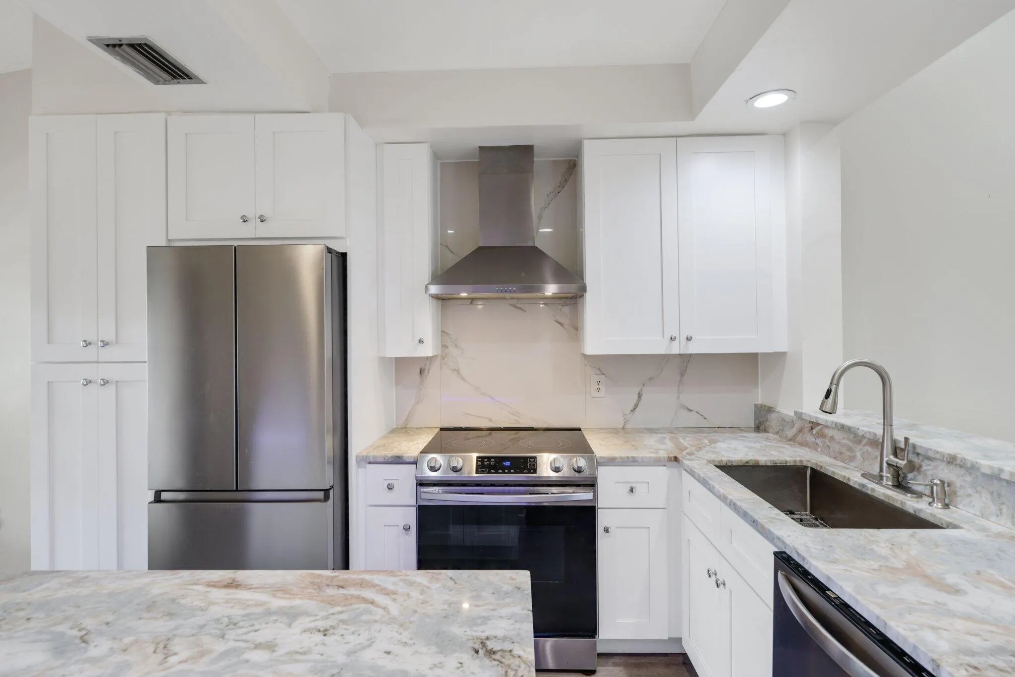 7891 Willow Spring Drive, #1022