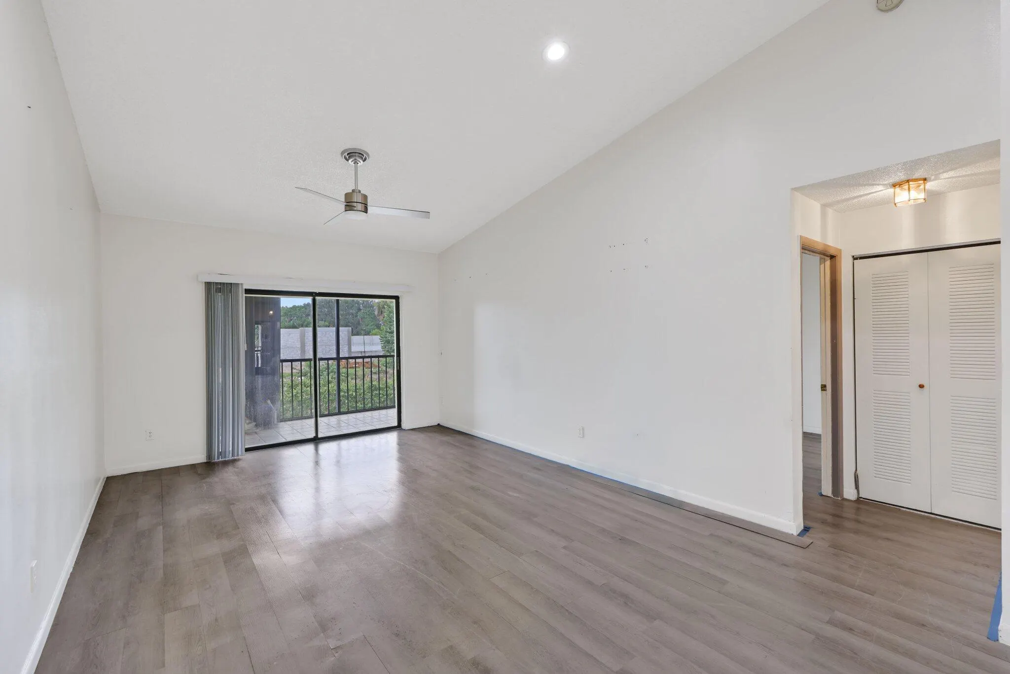 7891 Willow Spring Drive, #1022