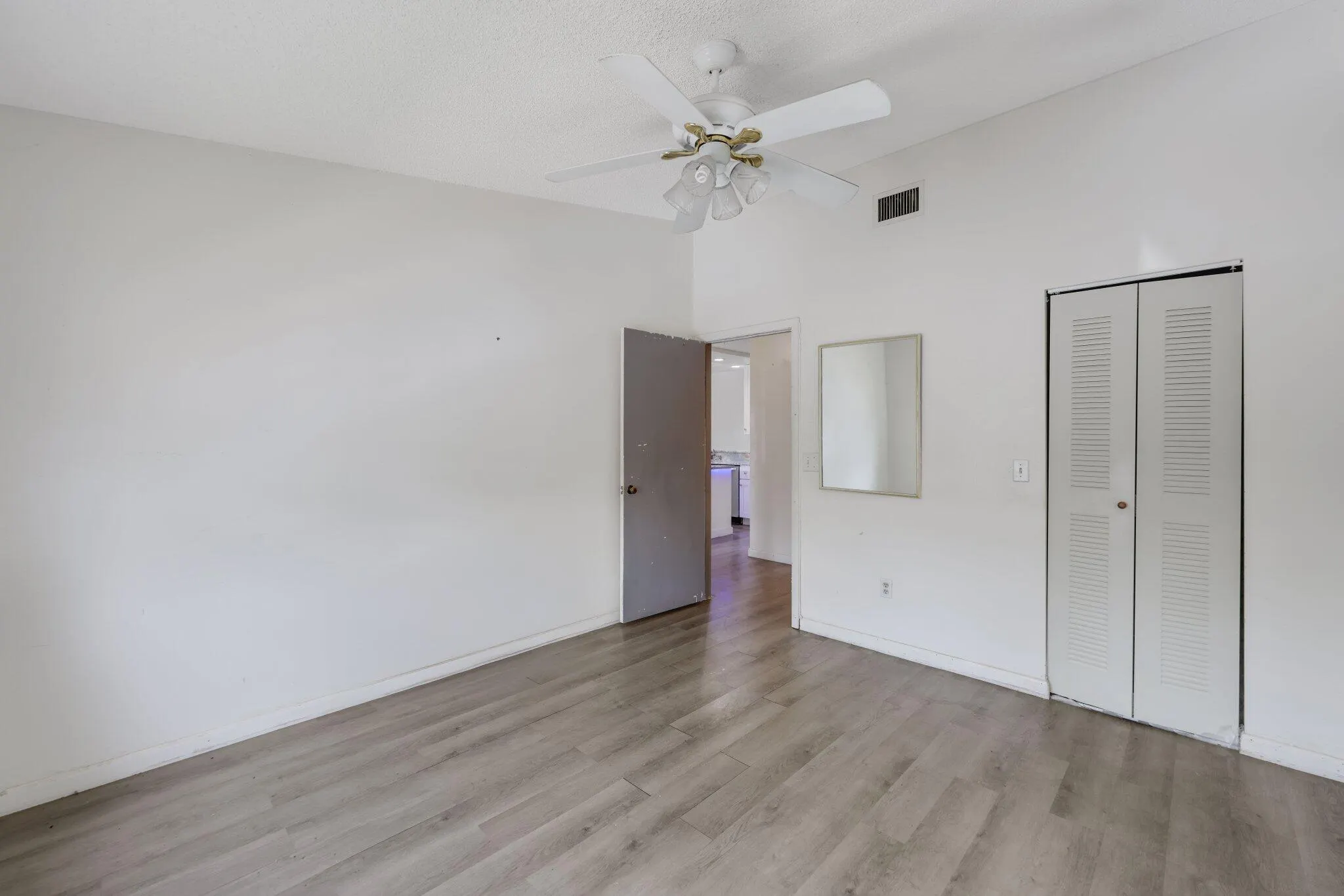 7891 Willow Spring Drive, #1022