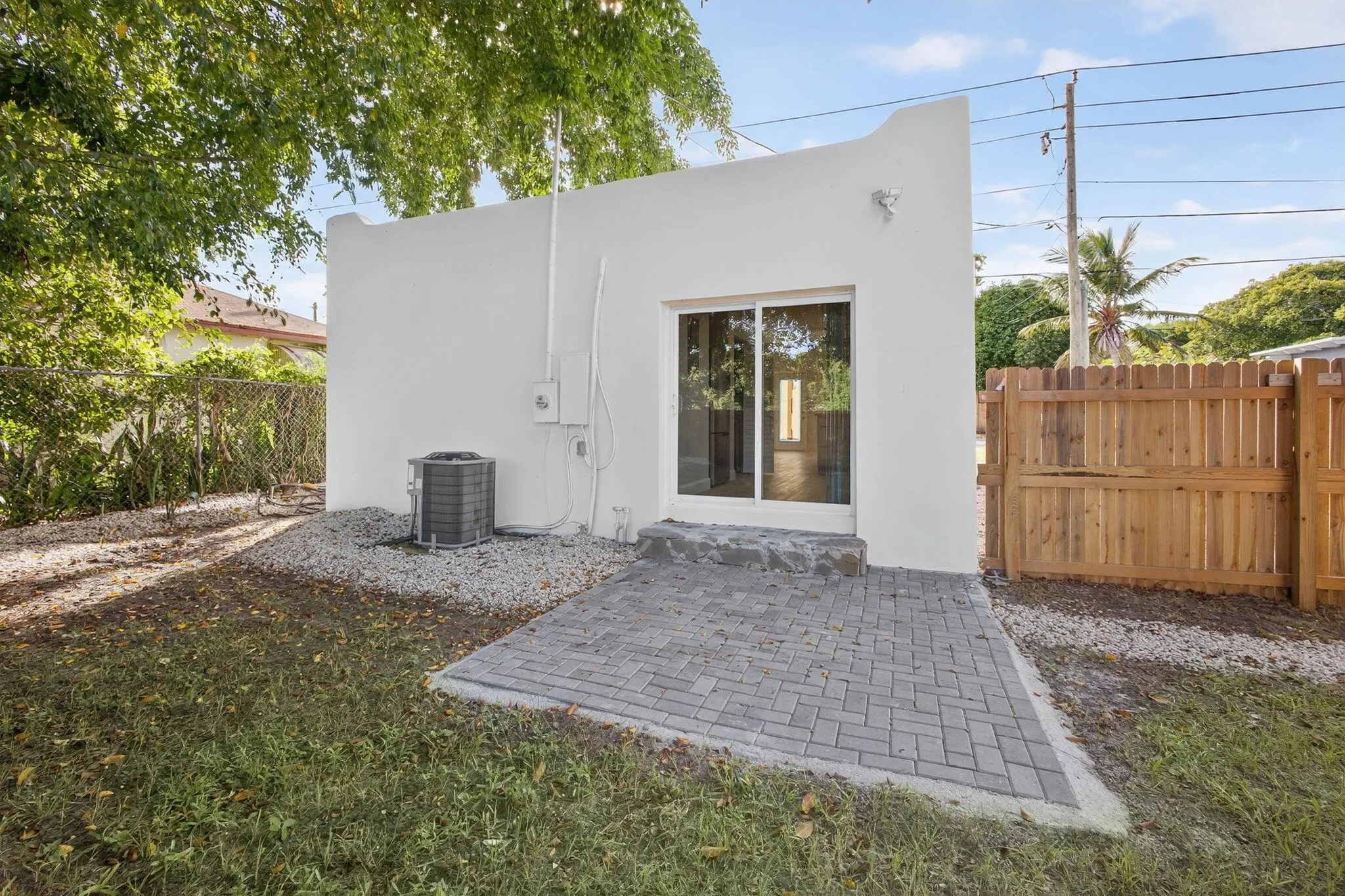 3108 Greenwood Avenue
