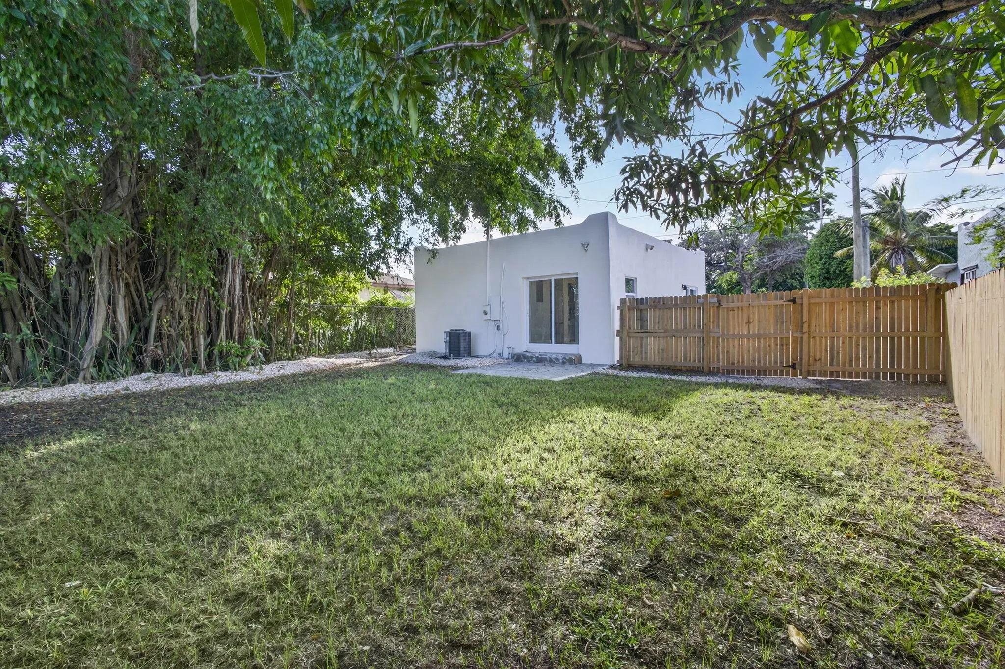3108 Greenwood Avenue