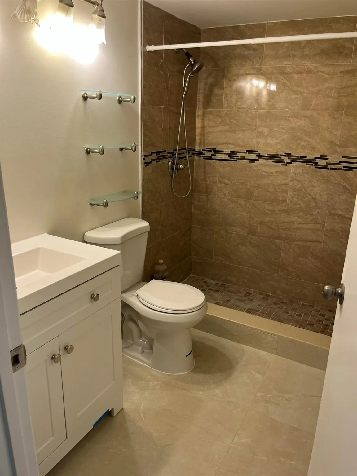 1012 Green Pine Boulevard, #B-1
