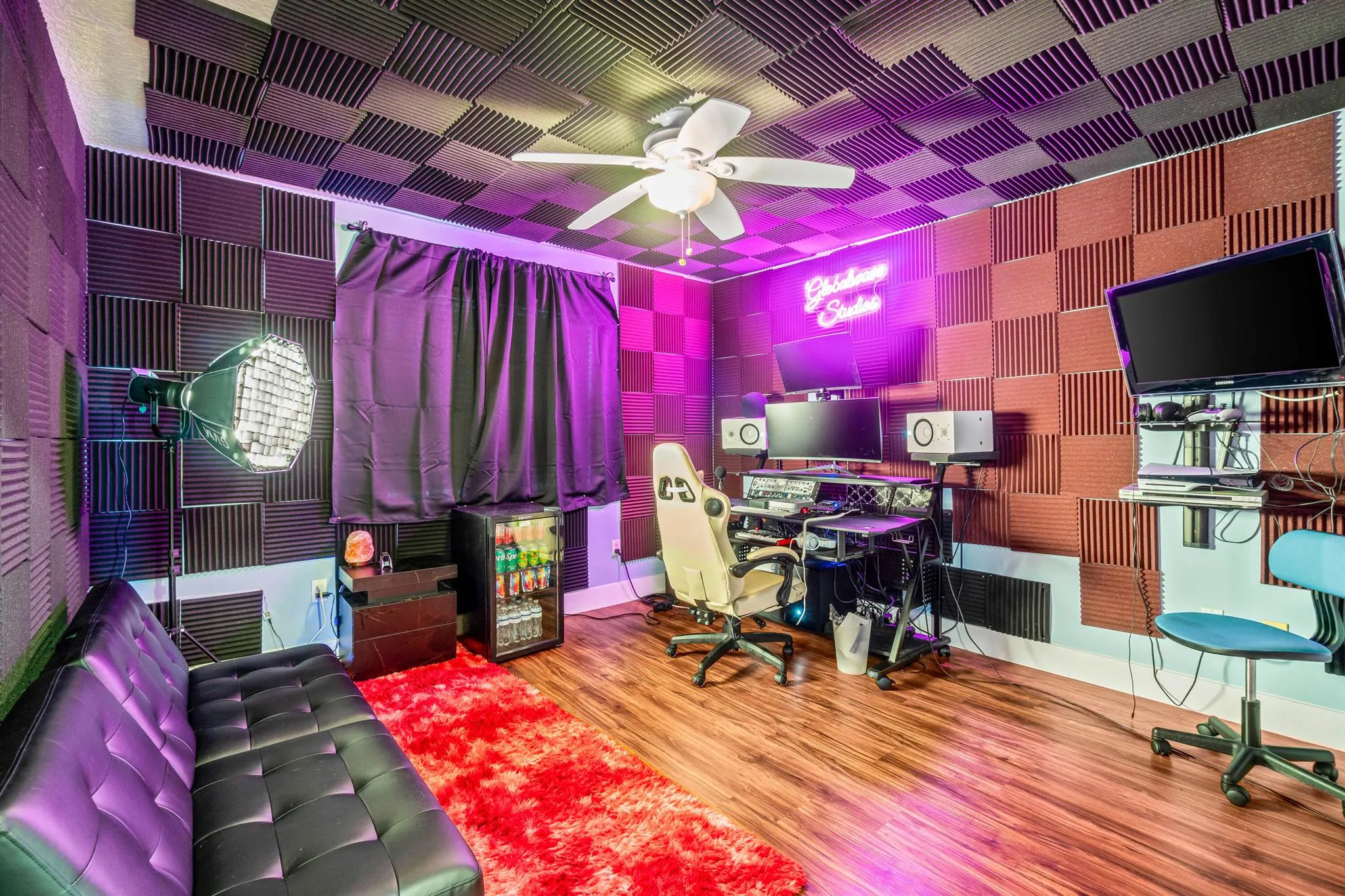 21958 Palm Grass Drive