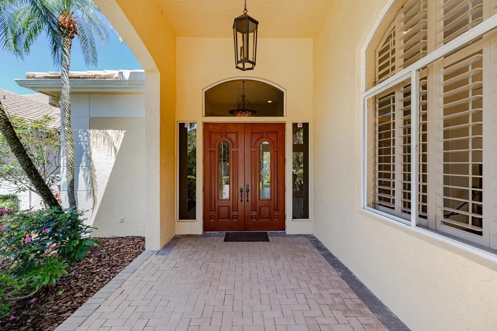2488 SW Longwood Drive