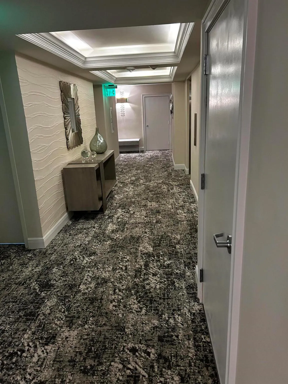 108 Lakeshore Drive, #338