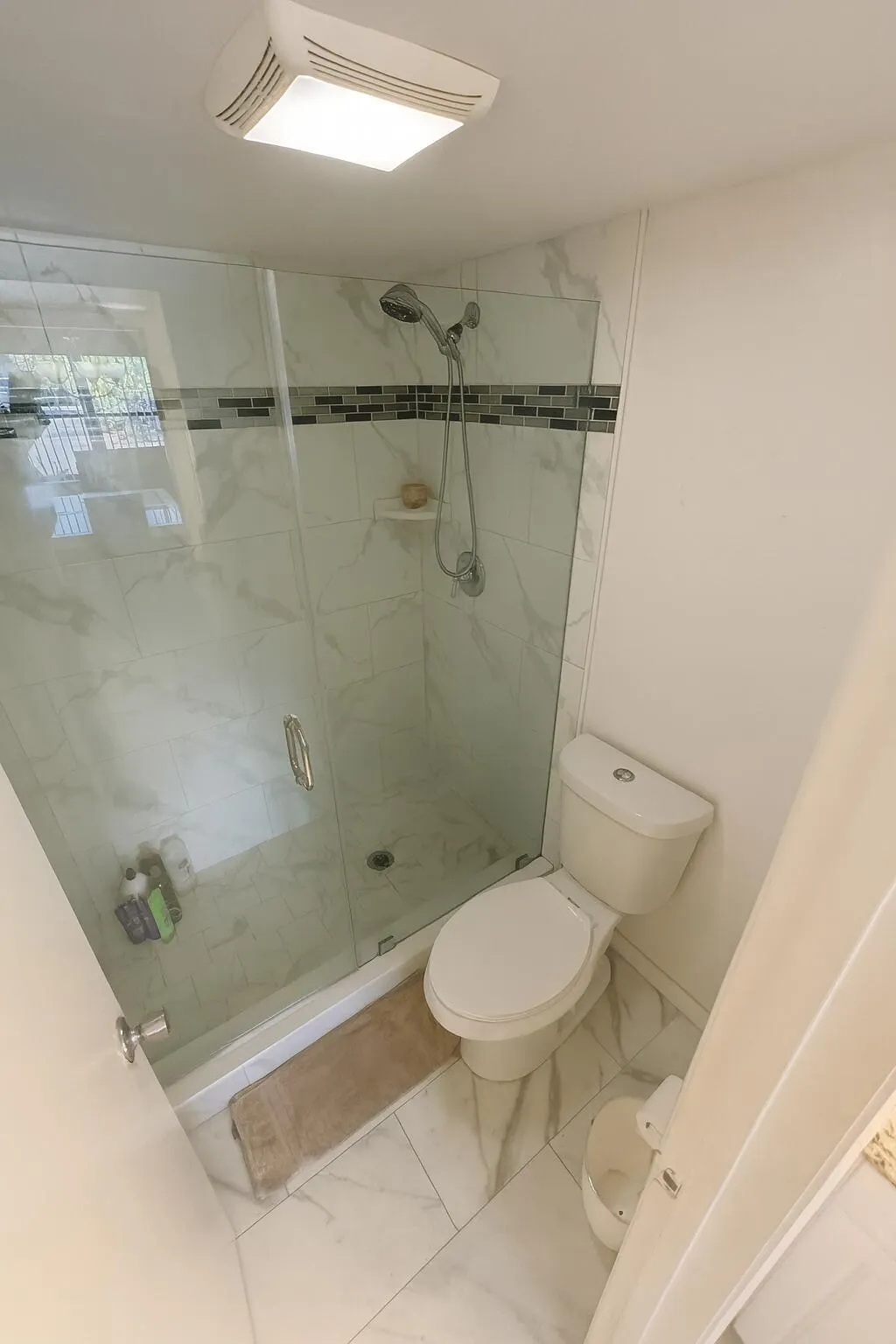 5975 Forest Hill Boulevard, #101
