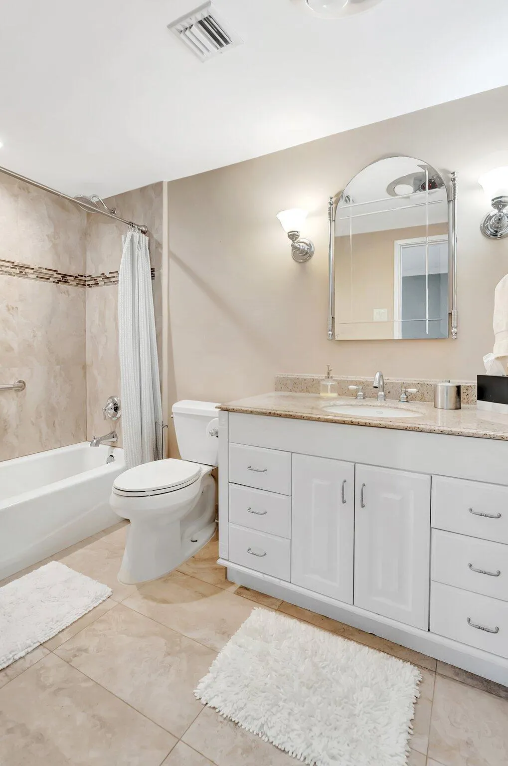200 Andrews Avenue, #1