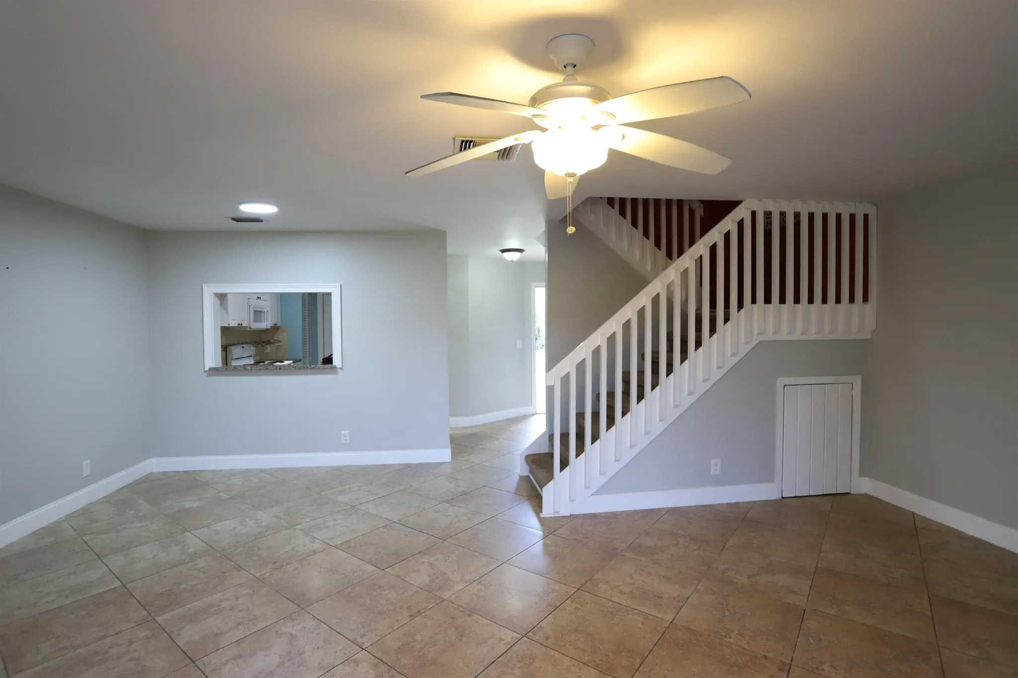 1715 Woodbridge Lakes Circle