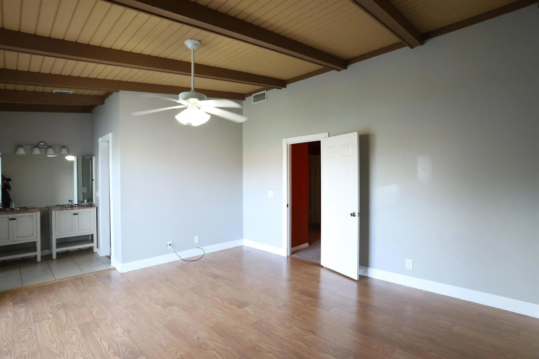 1715 Woodbridge Lakes Circle