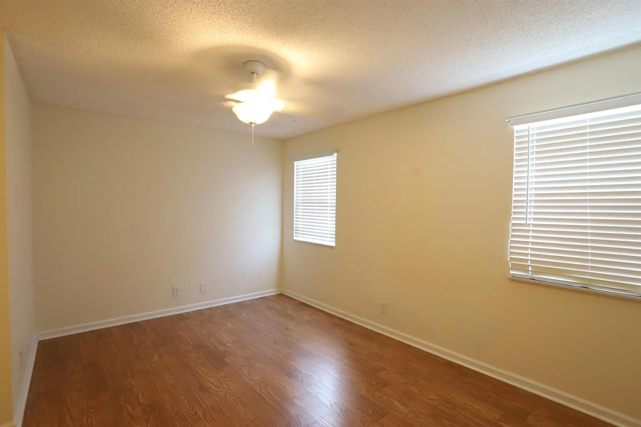 1715 Woodbridge Lakes Circle
