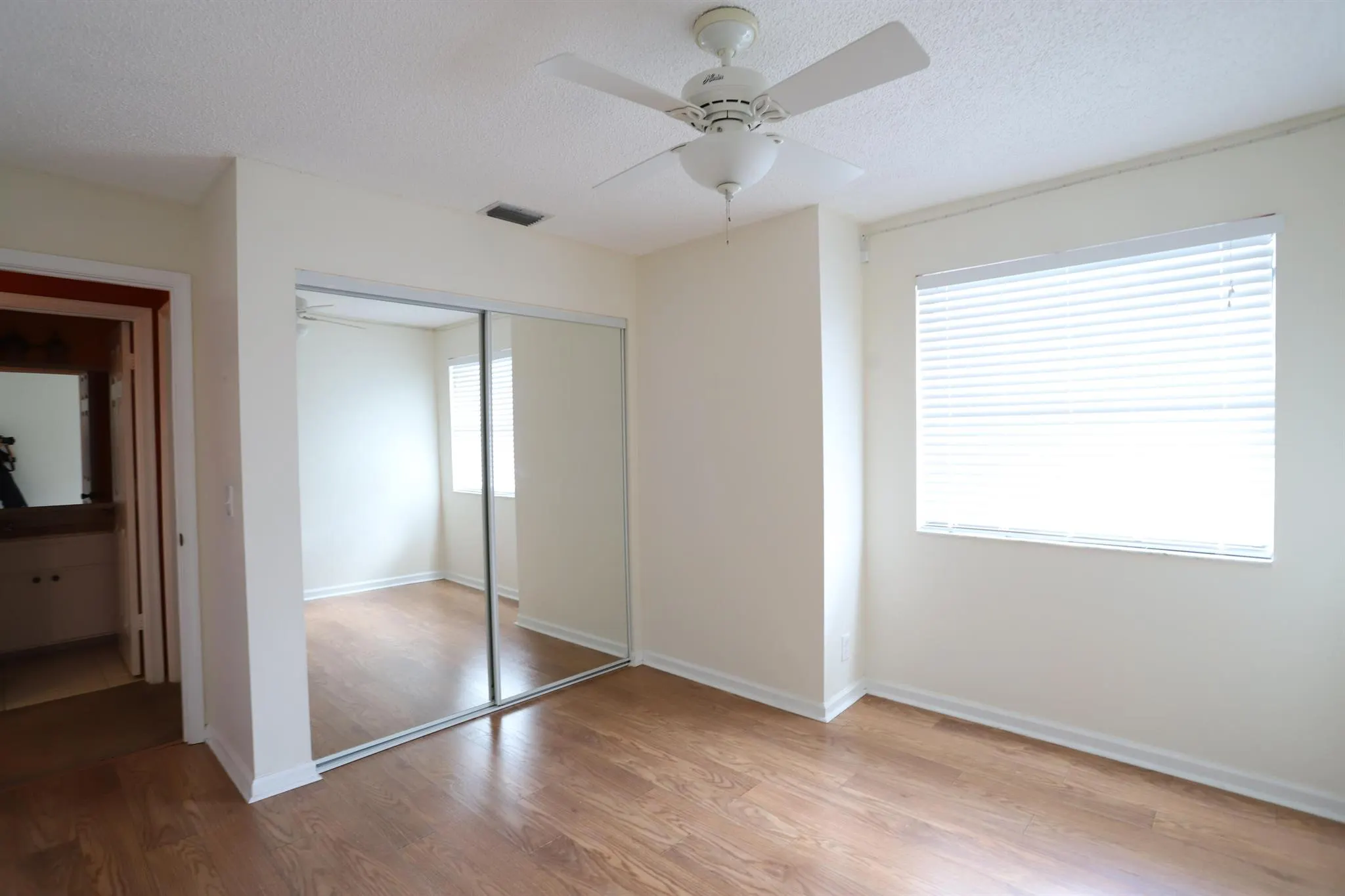 1715 Woodbridge Lakes Circle