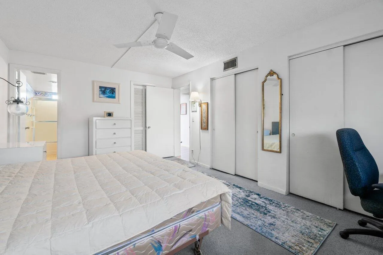 2615 NE 3rd Court, #308
