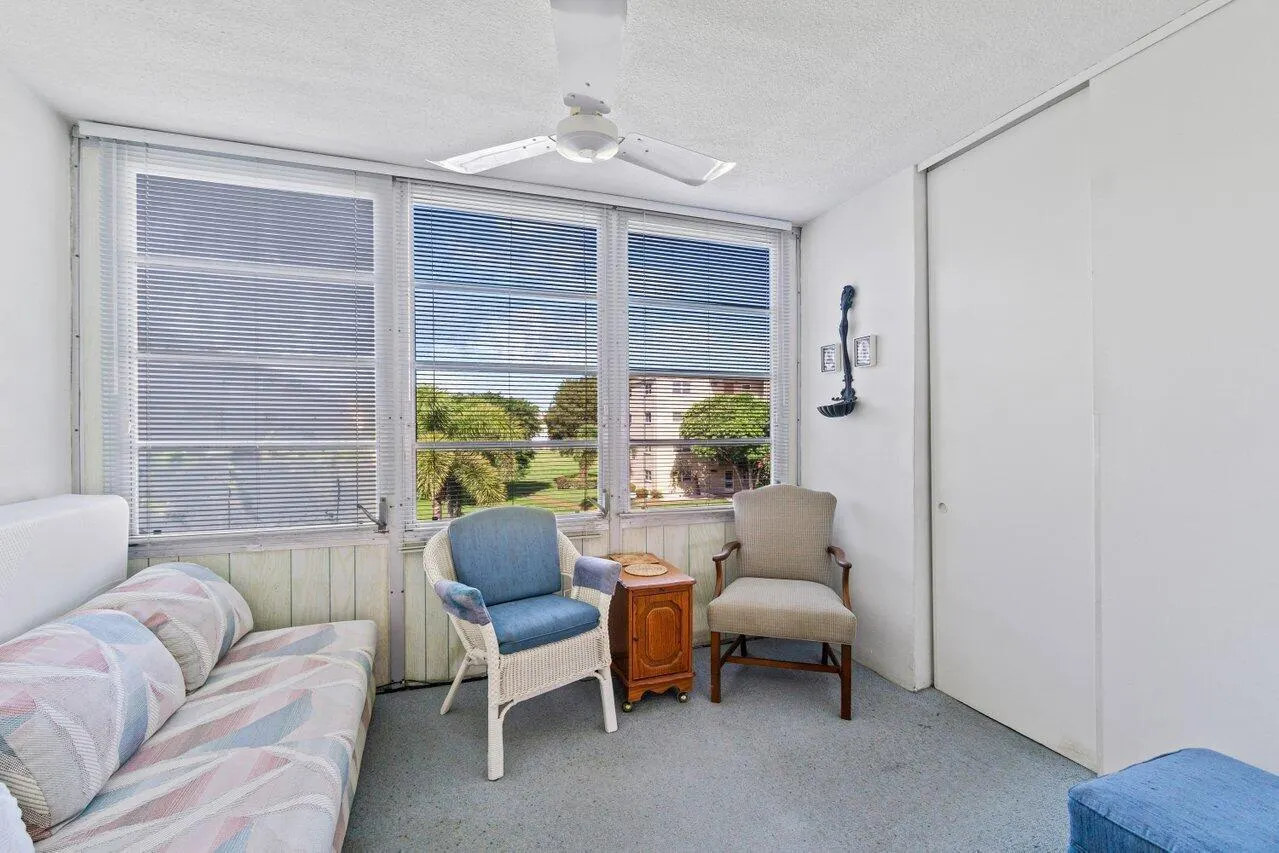 2615 NE 3rd Court, #308