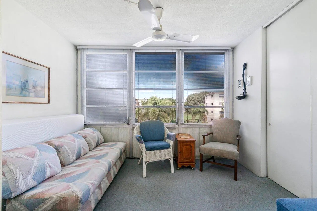 2615 NE 3rd Court, #308