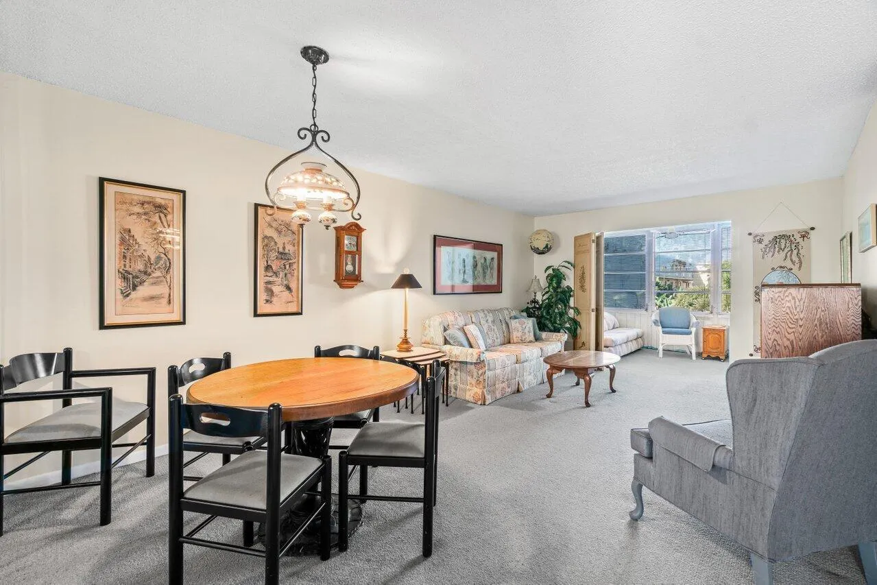2615 NE 3rd Court, #308