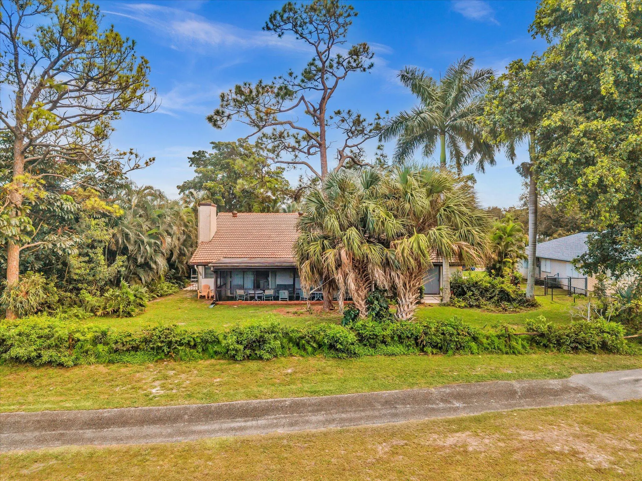 3537 Lakeview Drive