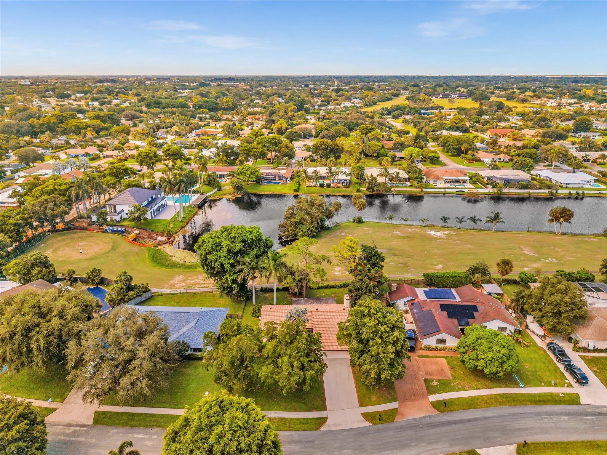 3537 Lakeview Drive