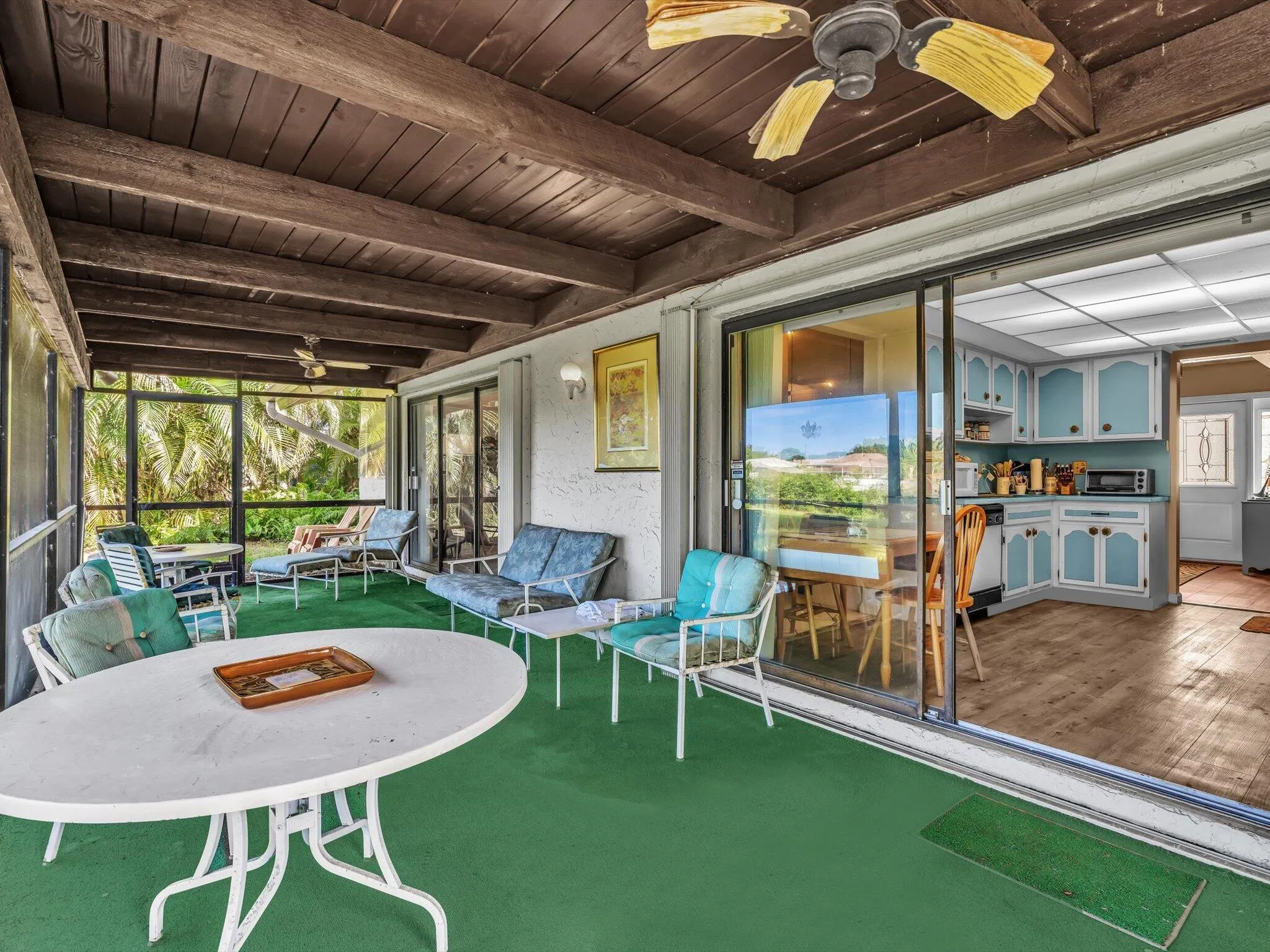 3537 Lakeview Drive