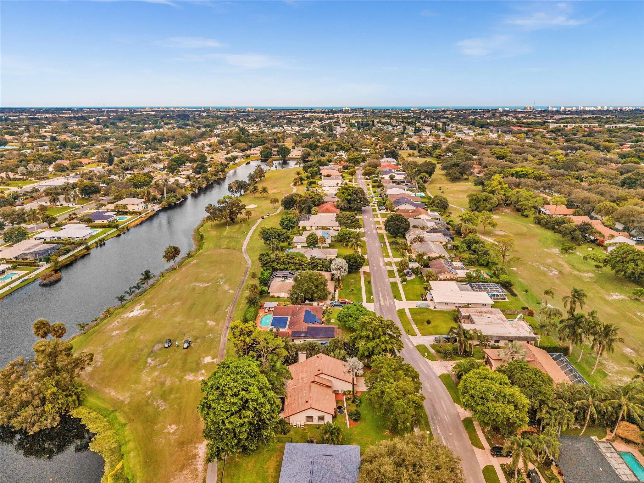 3537 Lakeview Drive