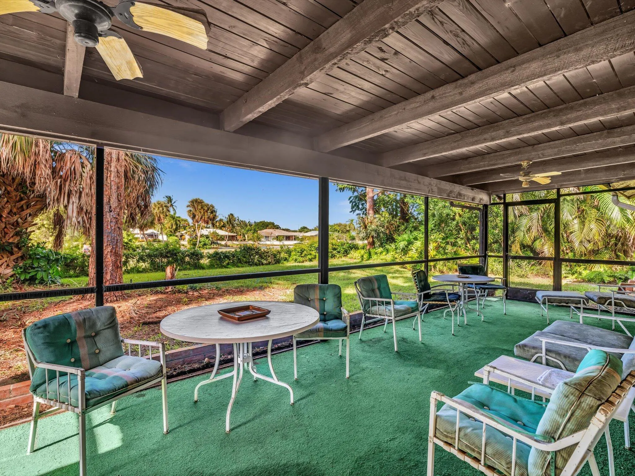 3537 Lakeview Drive