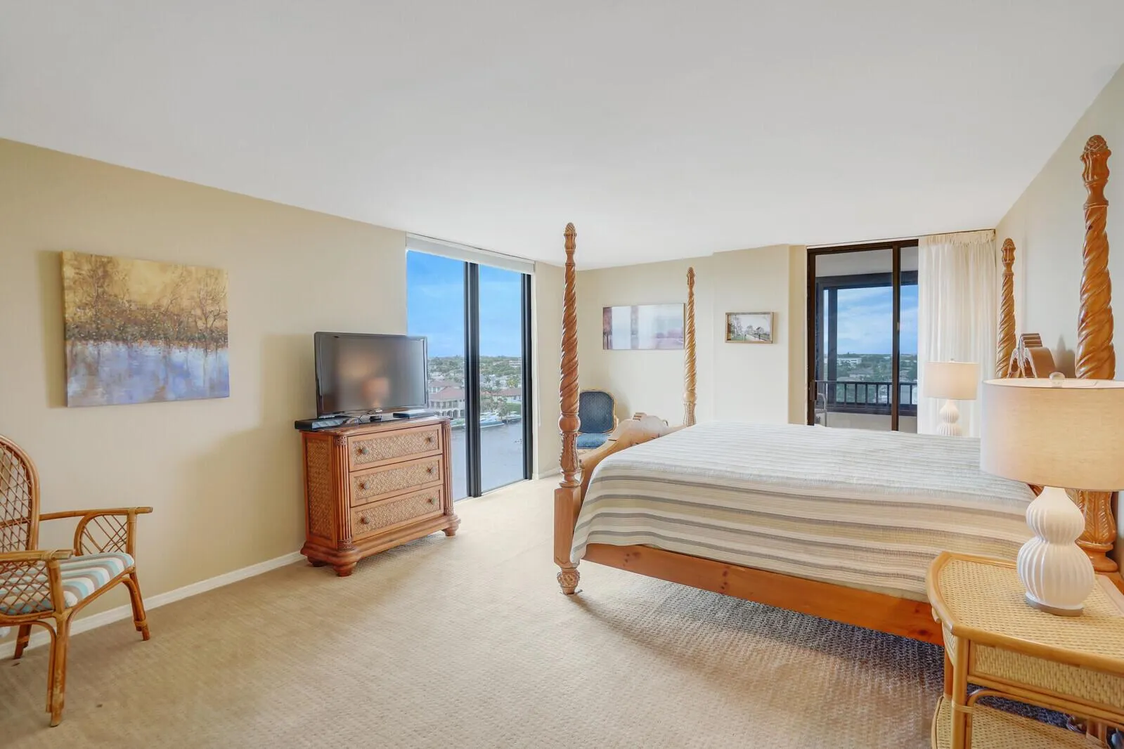 2220 S Ocean Boulevard, #903
