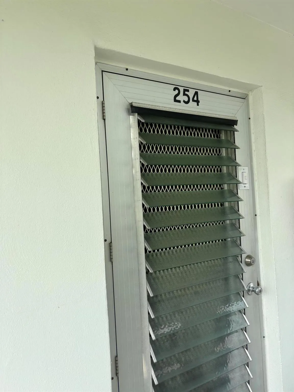 254 Chatham M