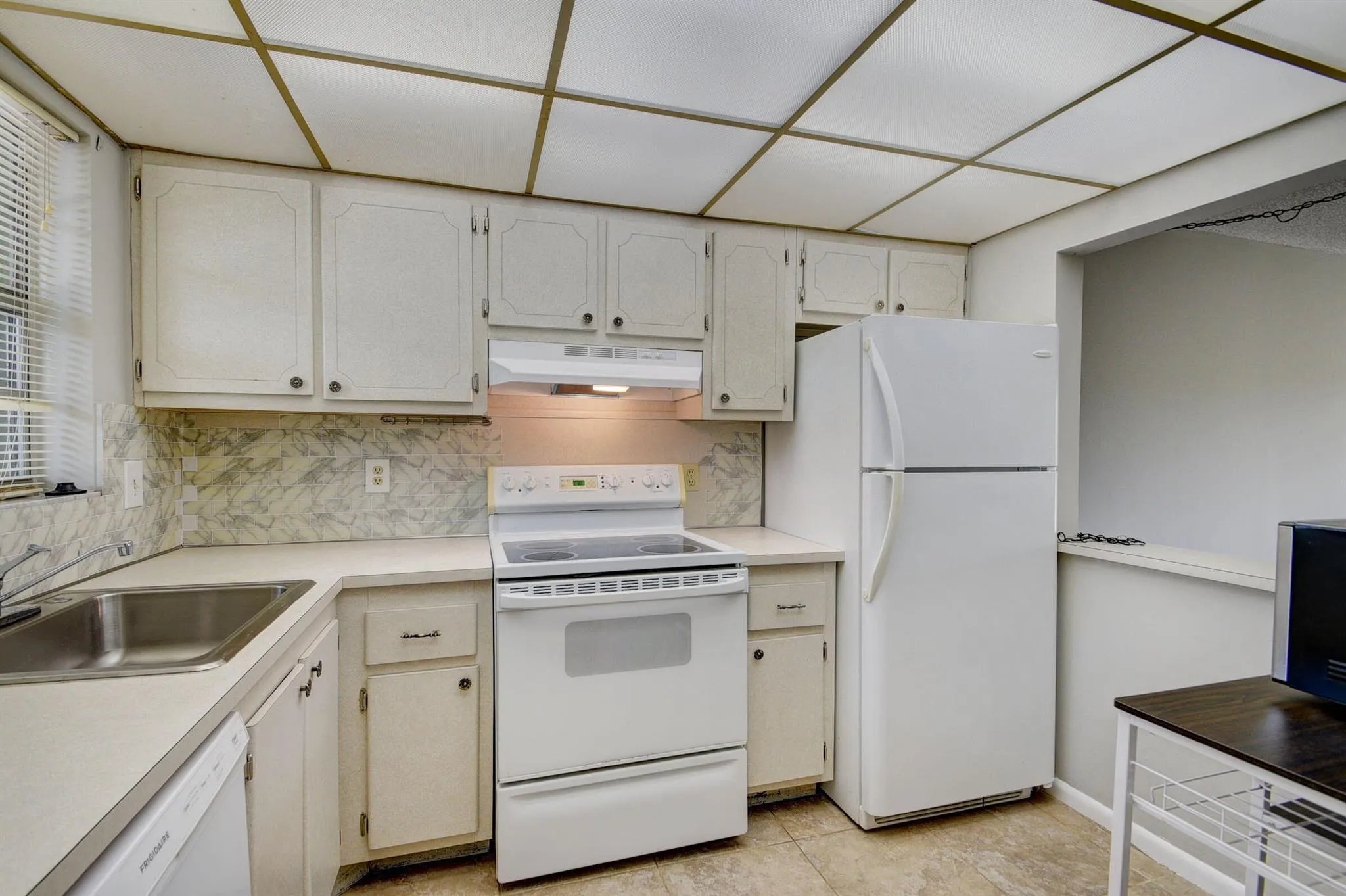 1638 Embassy Drive, #208