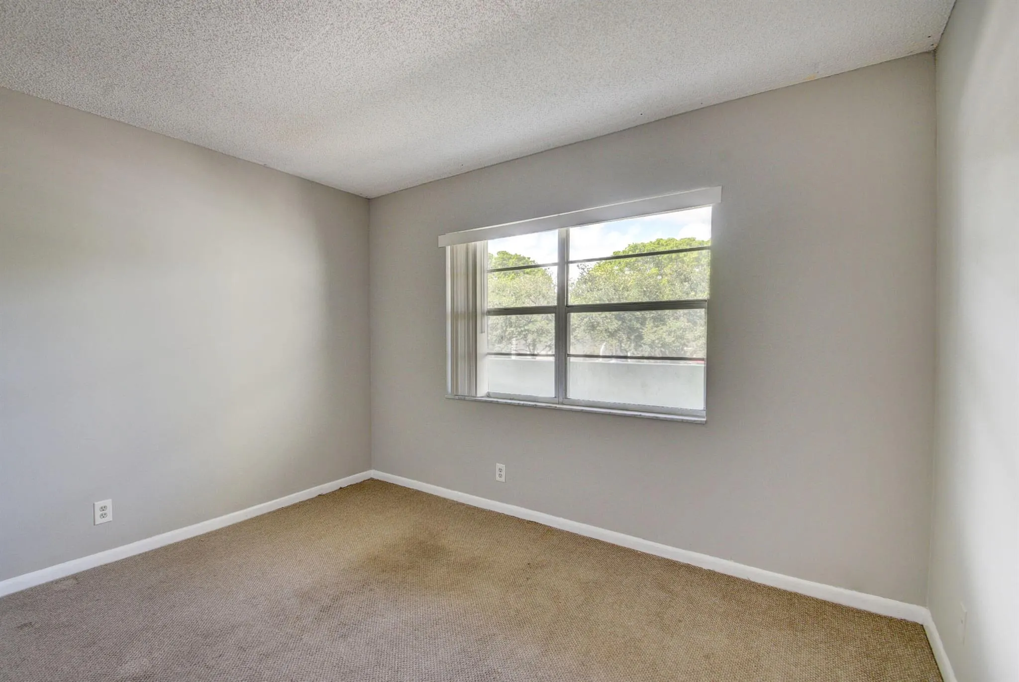 1638 Embassy Drive, #208