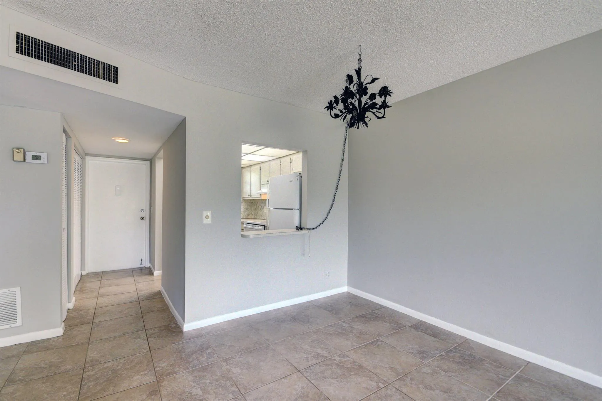 1638 Embassy Drive, #208
