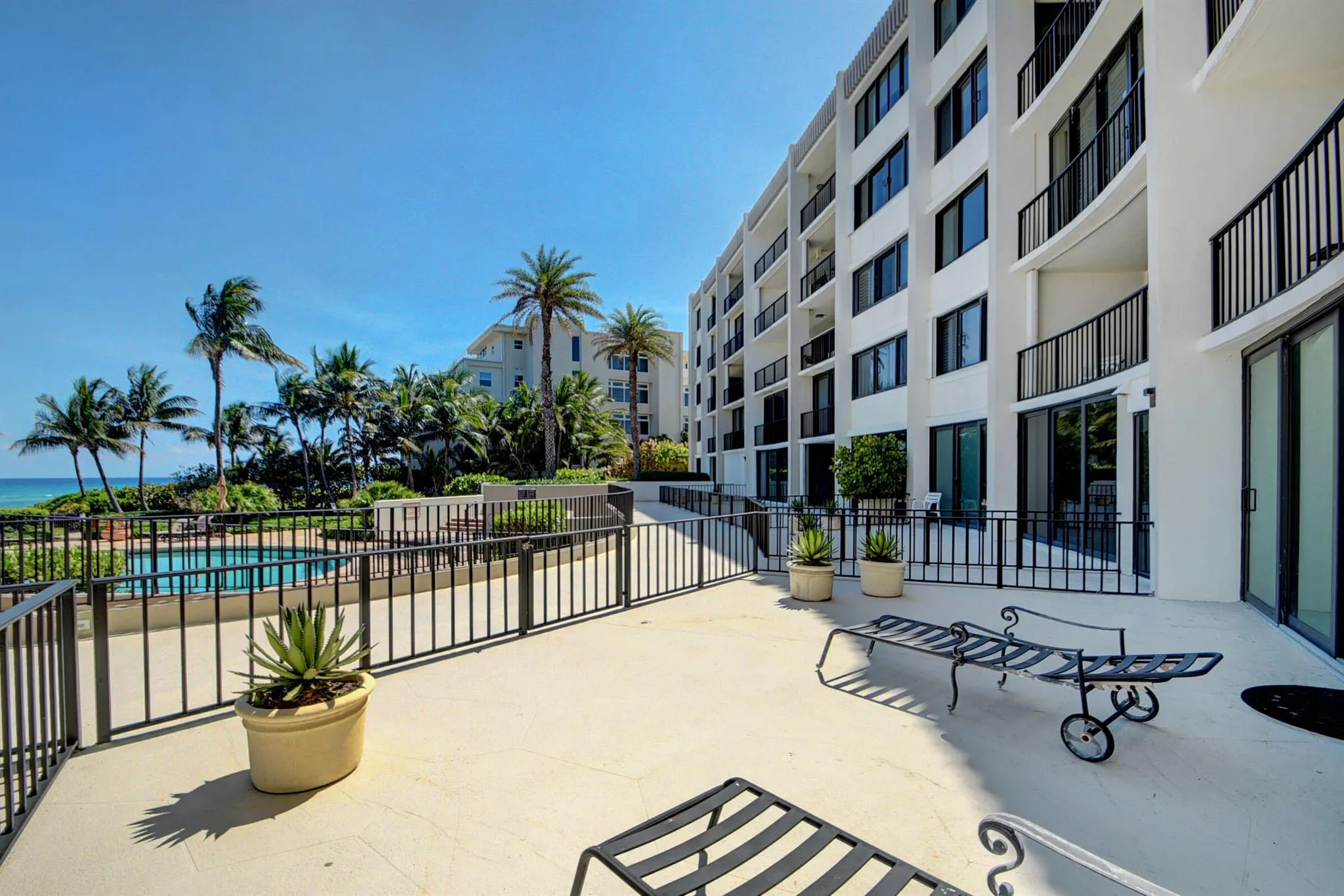 6885 N Ocean Boulevard, #1040