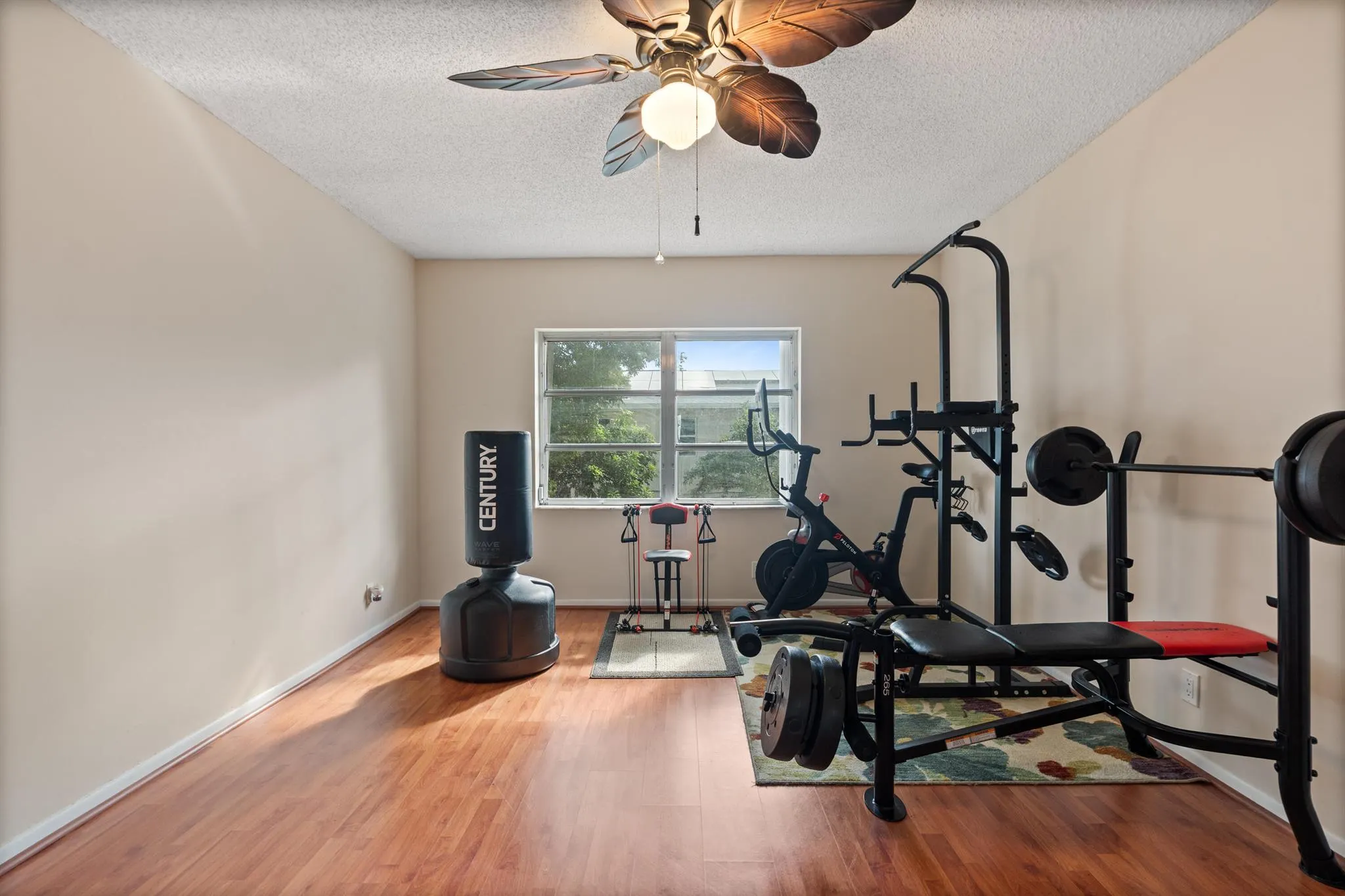 4140 NW 8th Lane