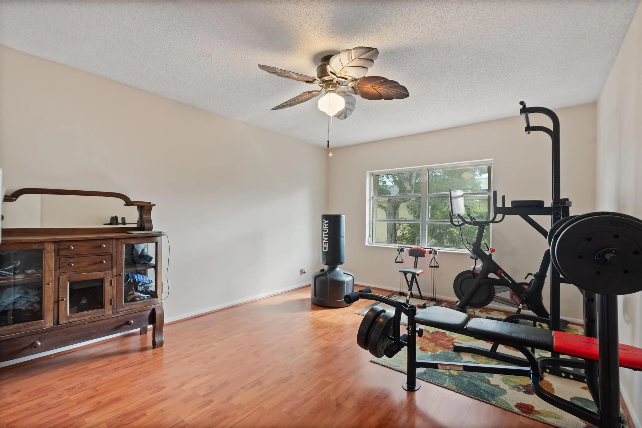 4140 NW 8th Lane