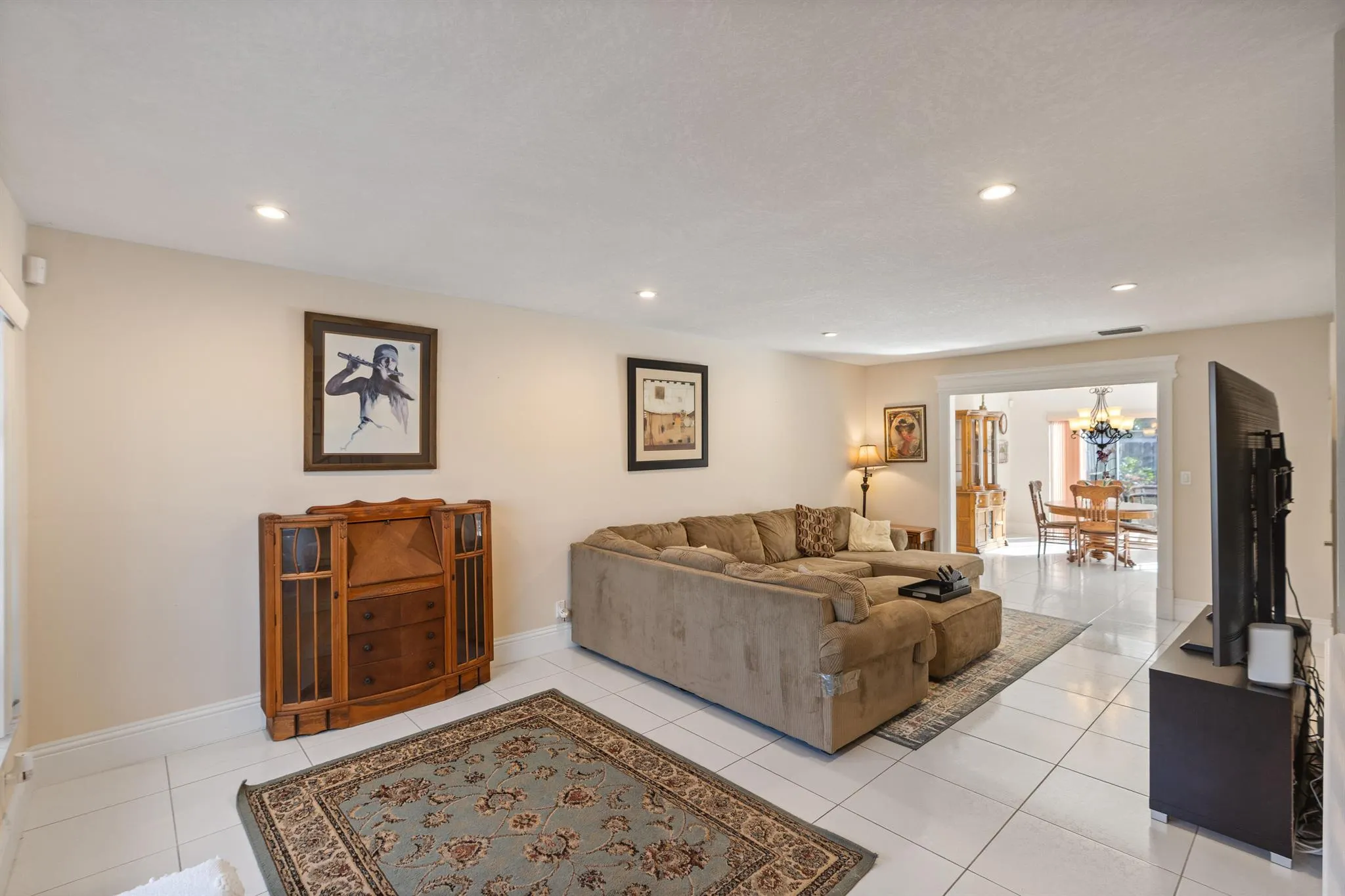 4140 NW 8th Lane
