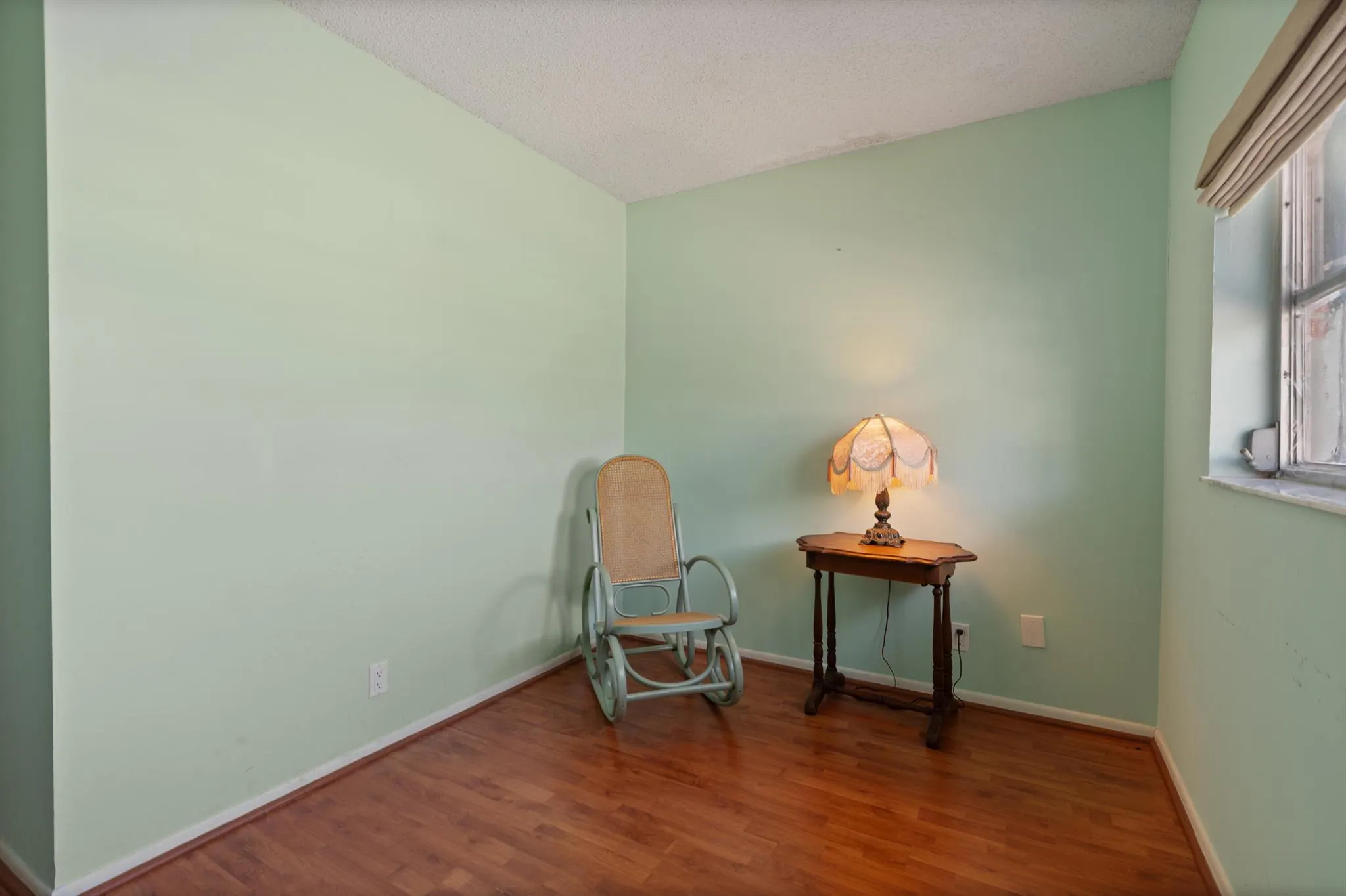 4140 NW 8th Lane