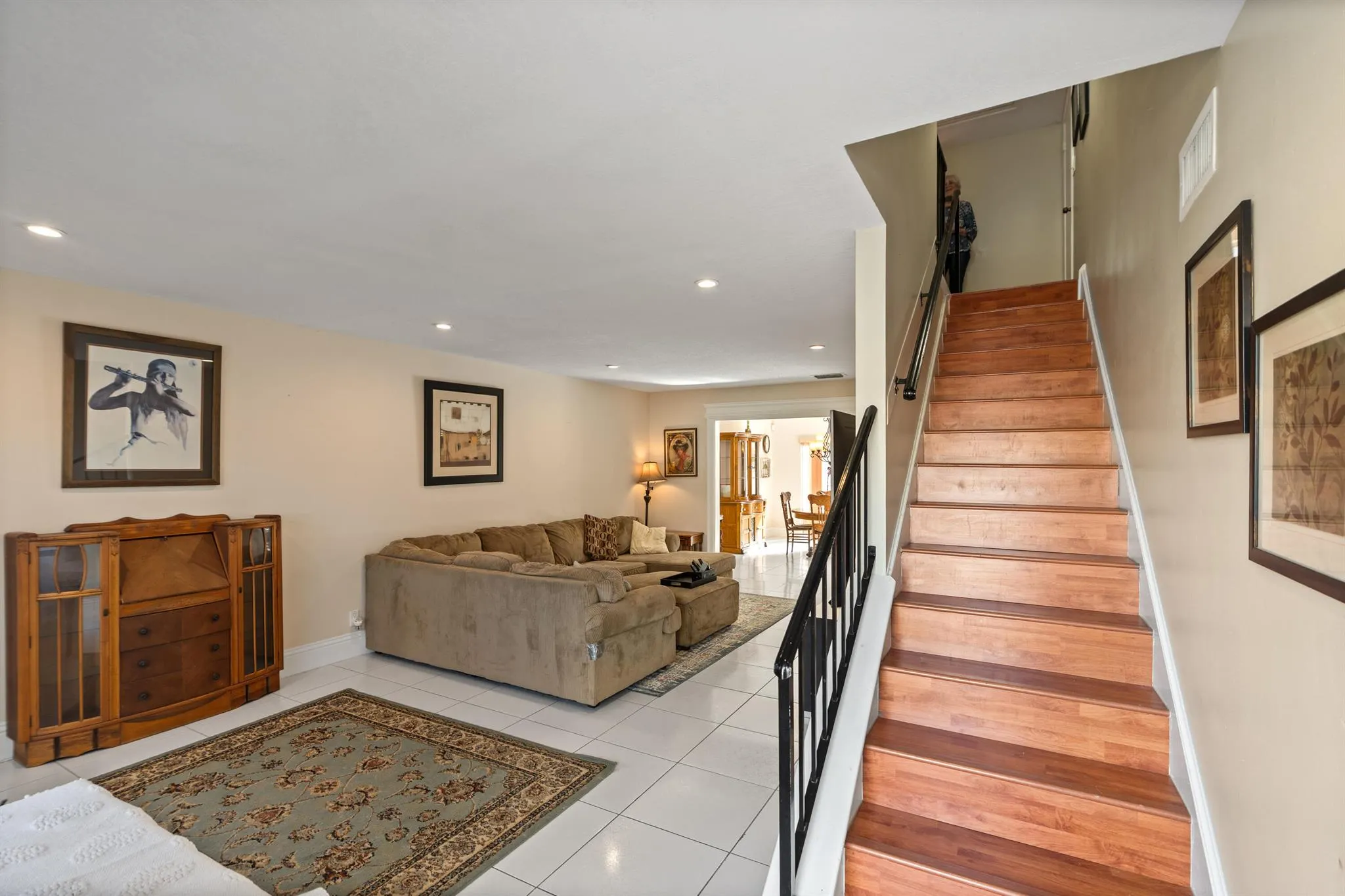 4140 NW 8th Lane