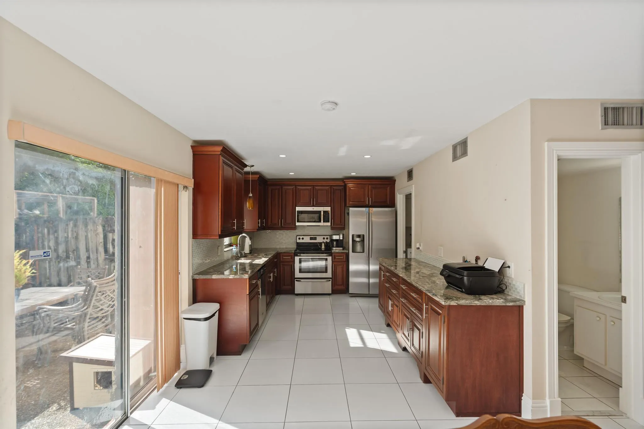 4140 NW 8th Lane