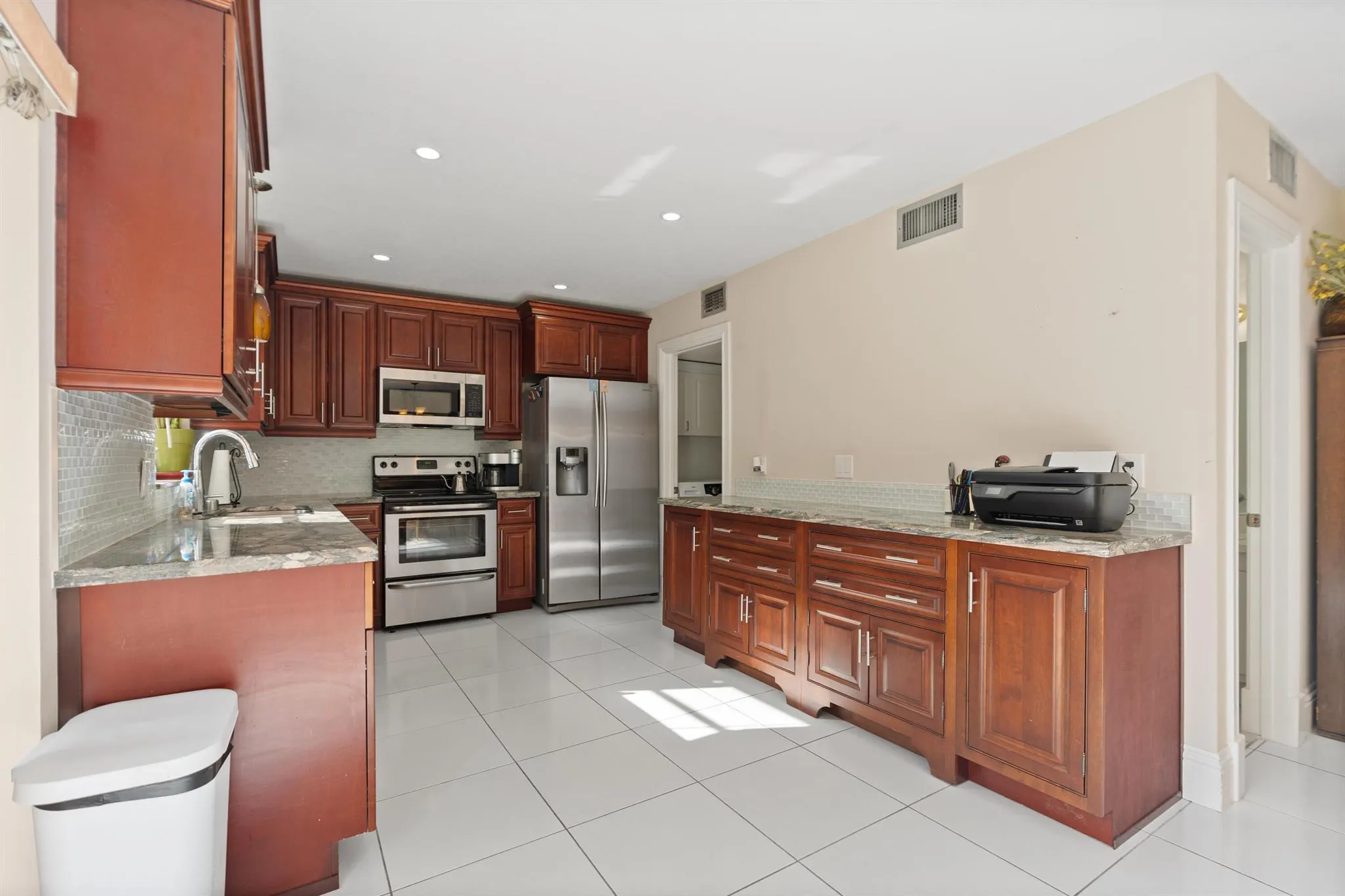4140 NW 8th Lane