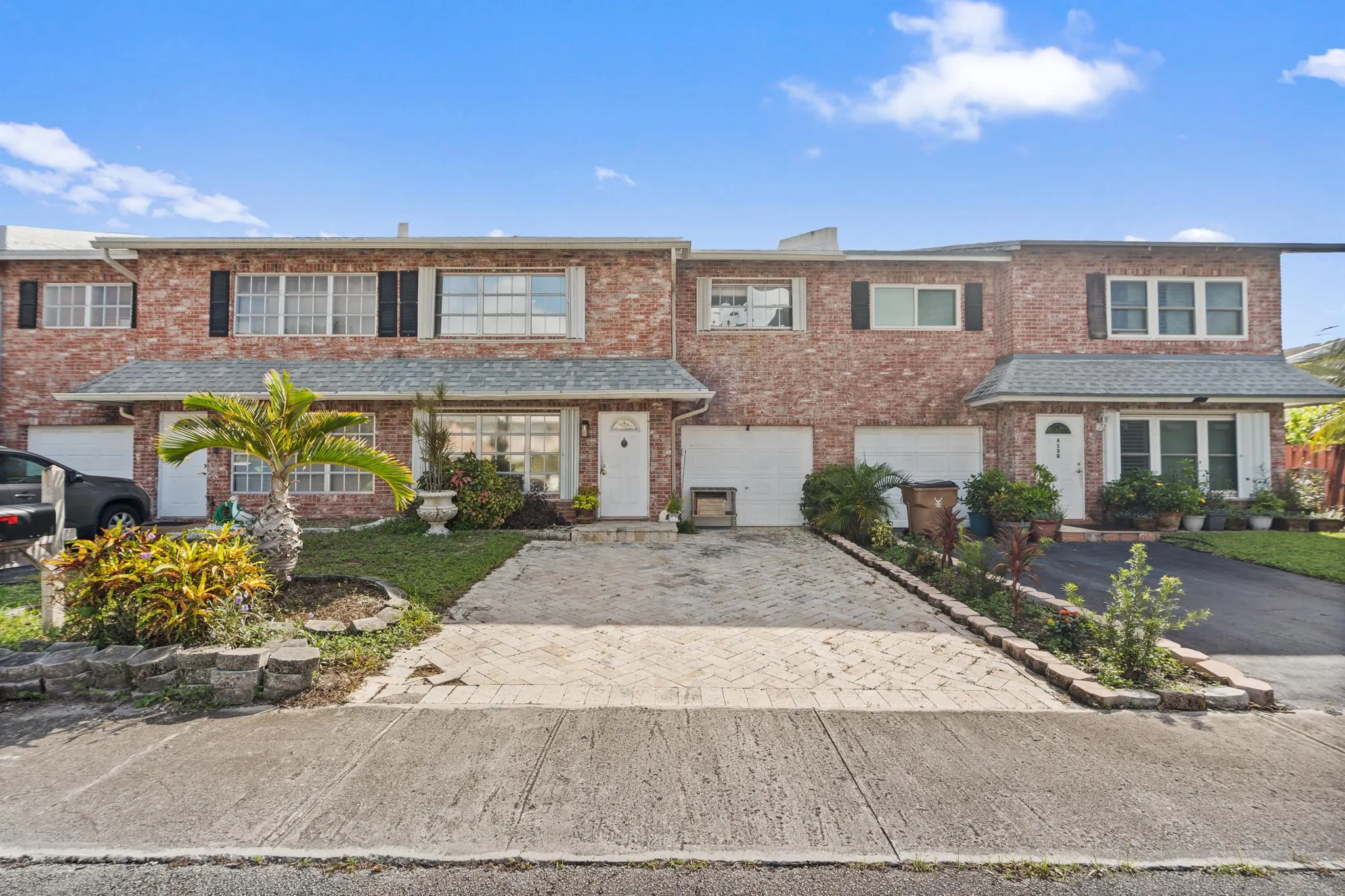 4140 NW 8th Lane
