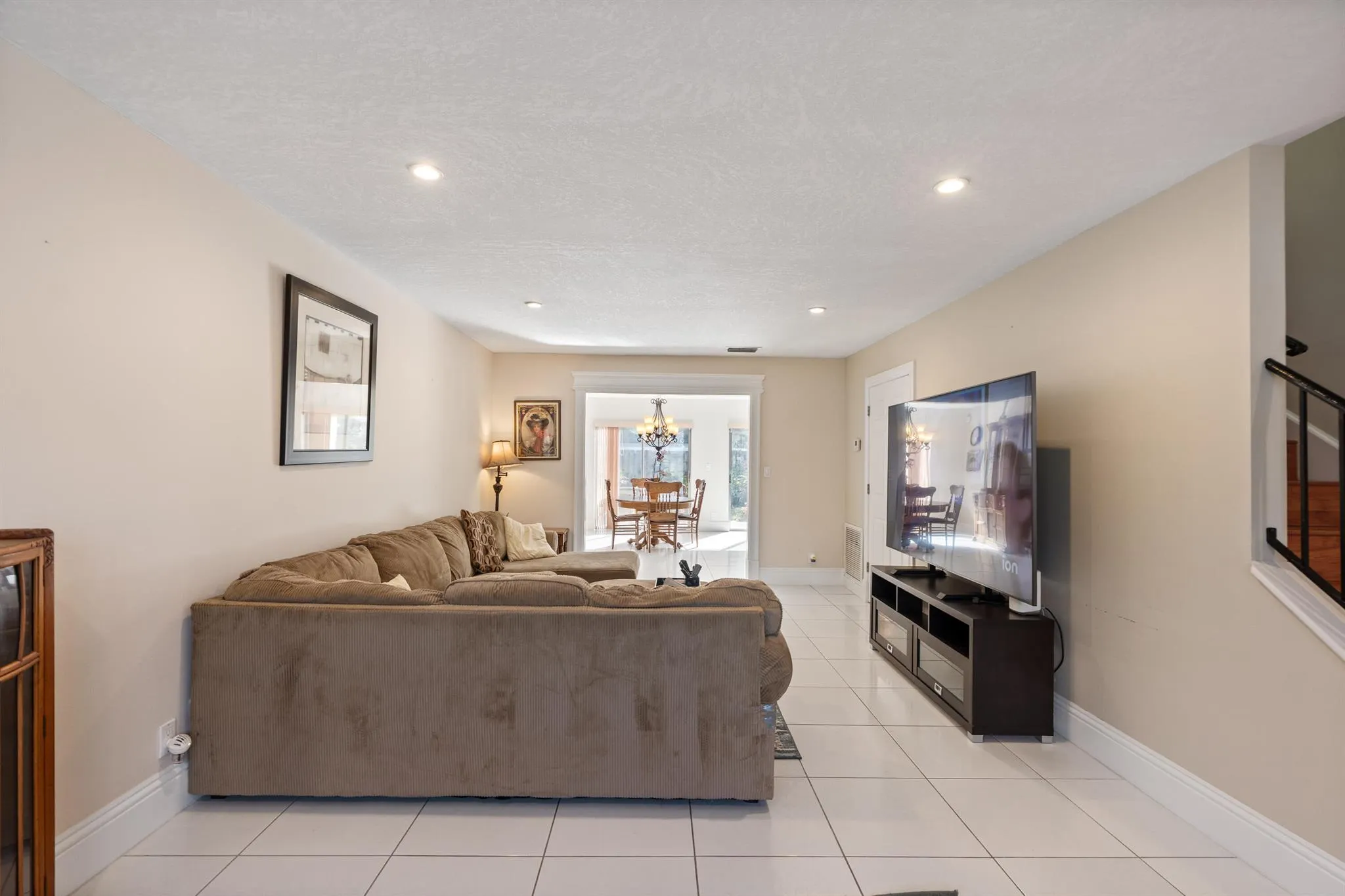 4140 NW 8th Lane